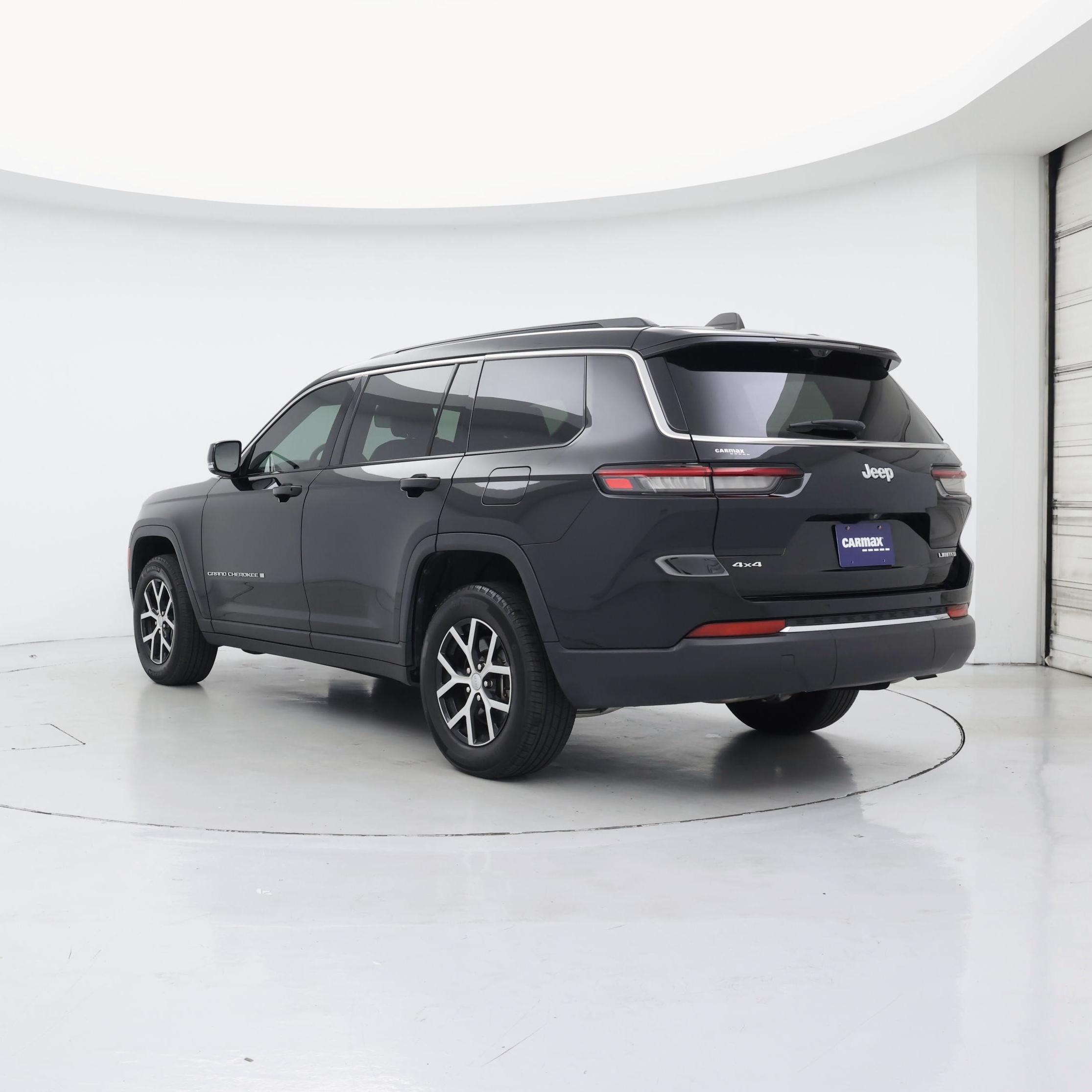 Thumbnail: 2024 Jeep Grand Cherokee L - 2