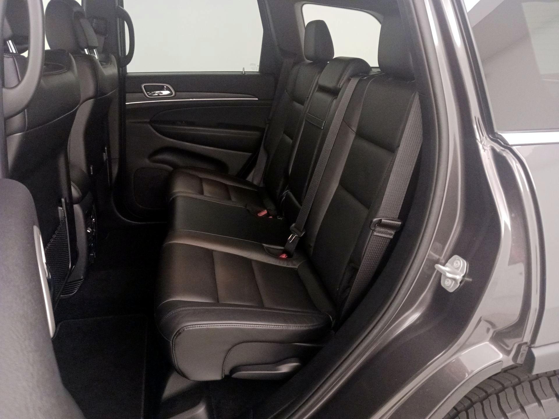 Thumbnail: 2019 Jeep Grand Cherokee - 20