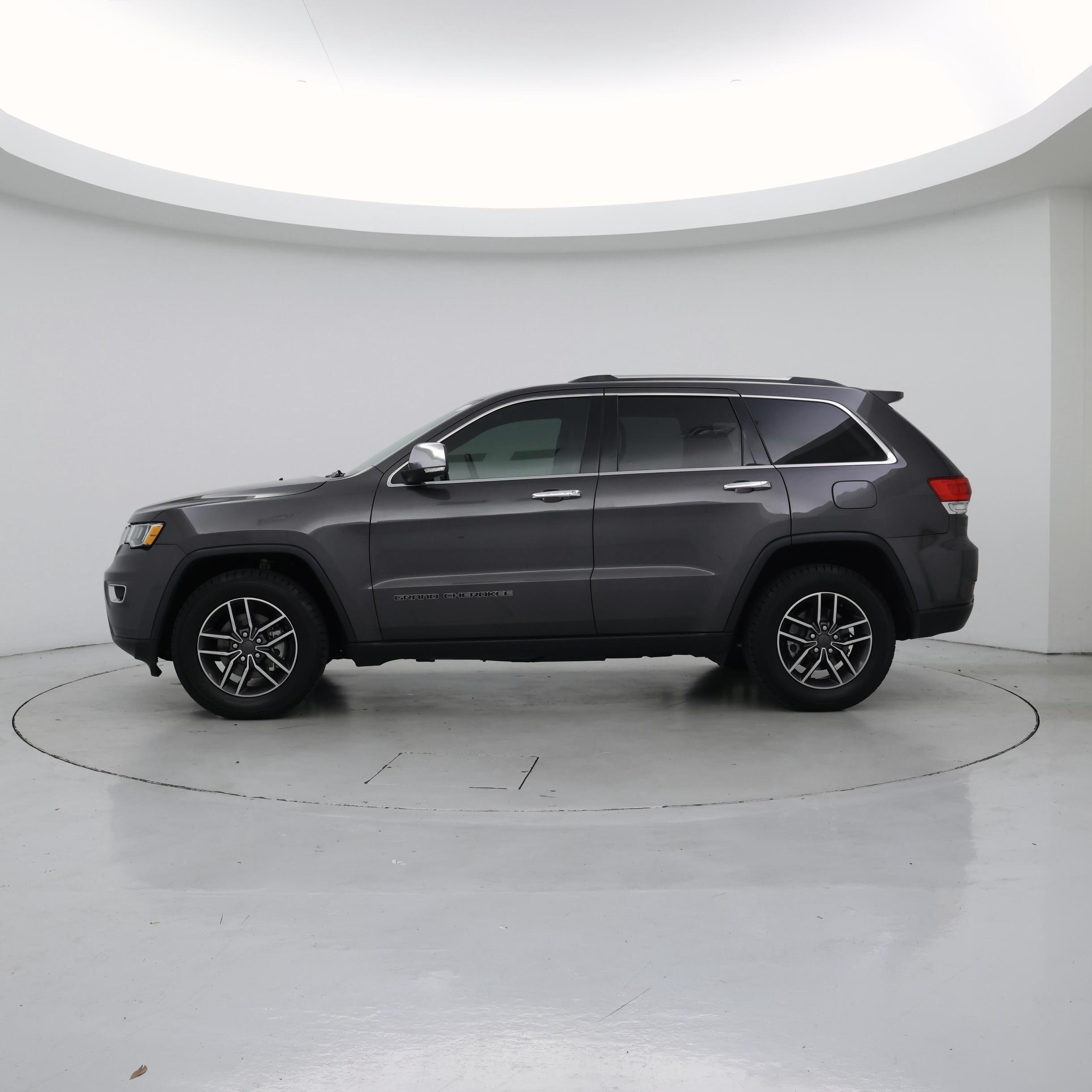 Thumbnail: 2019 Jeep Grand Cherokee - 3