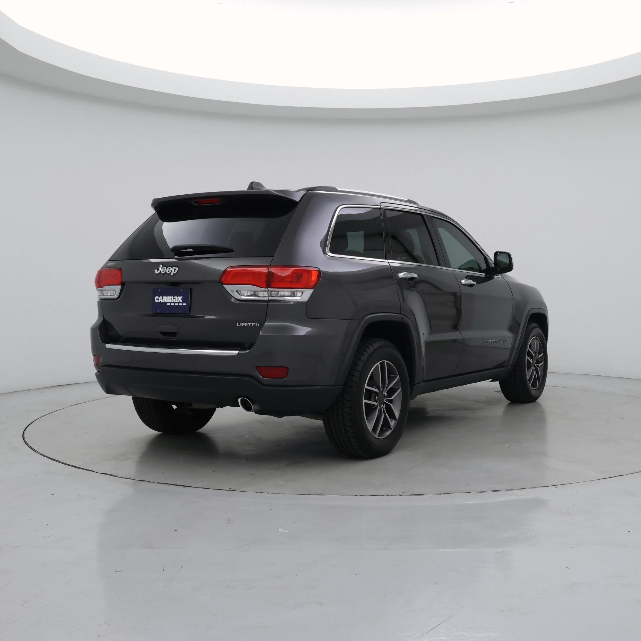 Thumbnail: 2019 Jeep Grand Cherokee - 8