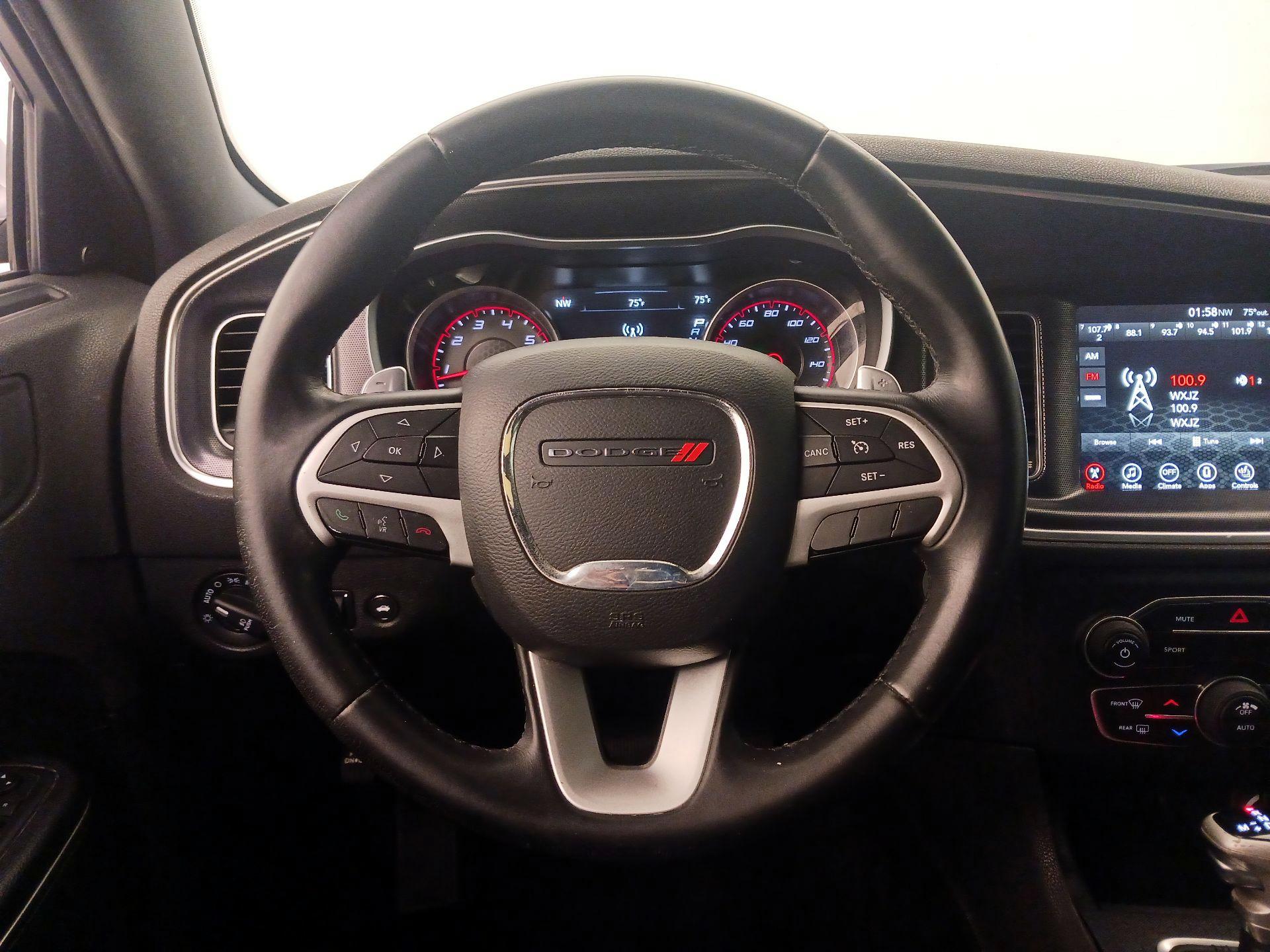 Thumbnail: 2017 Dodge Charger - 10