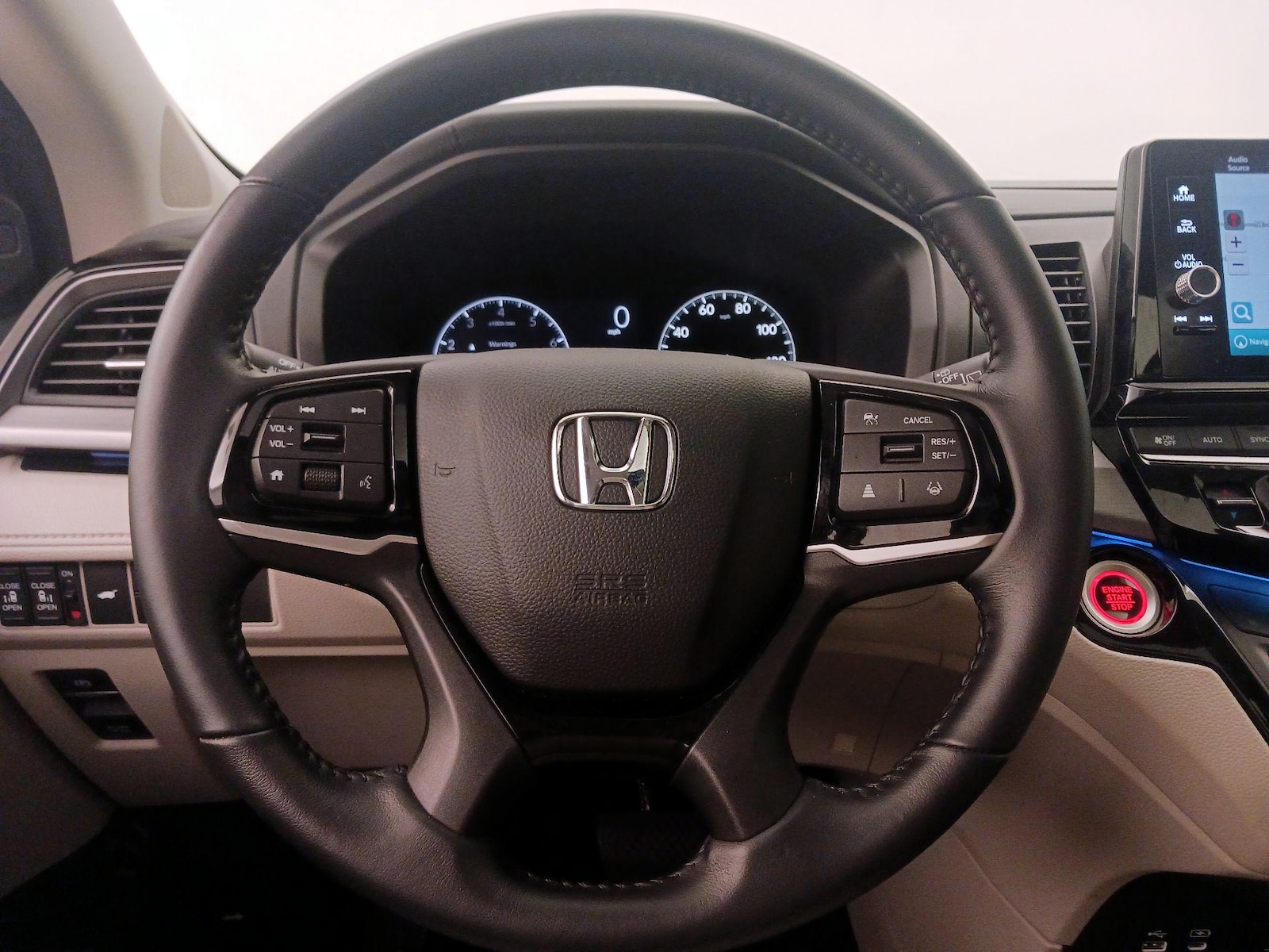 2025 Honda Odyssey Touring - Photo 11