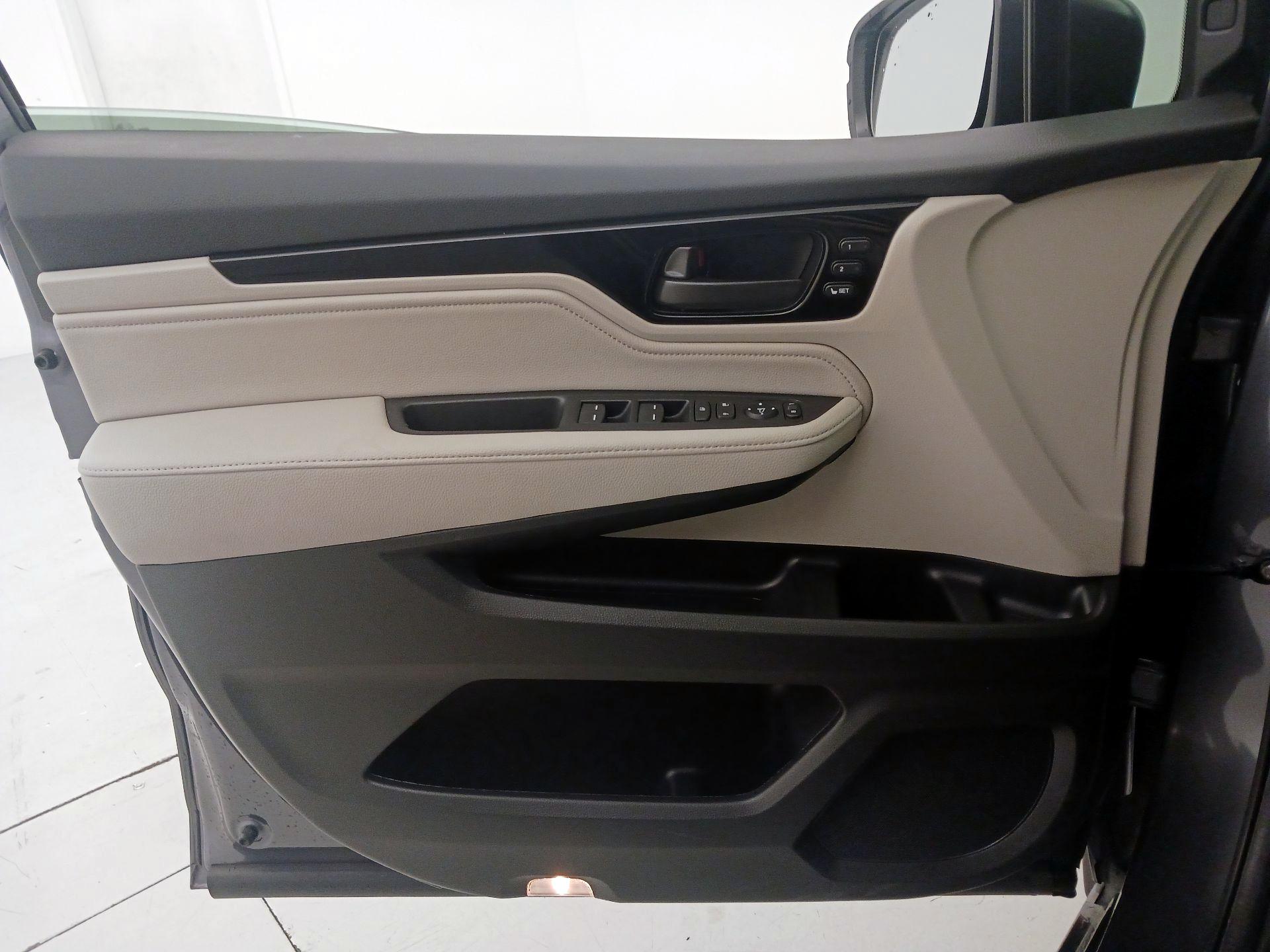 Thumbnail: 2025 Honda Odyssey - 12