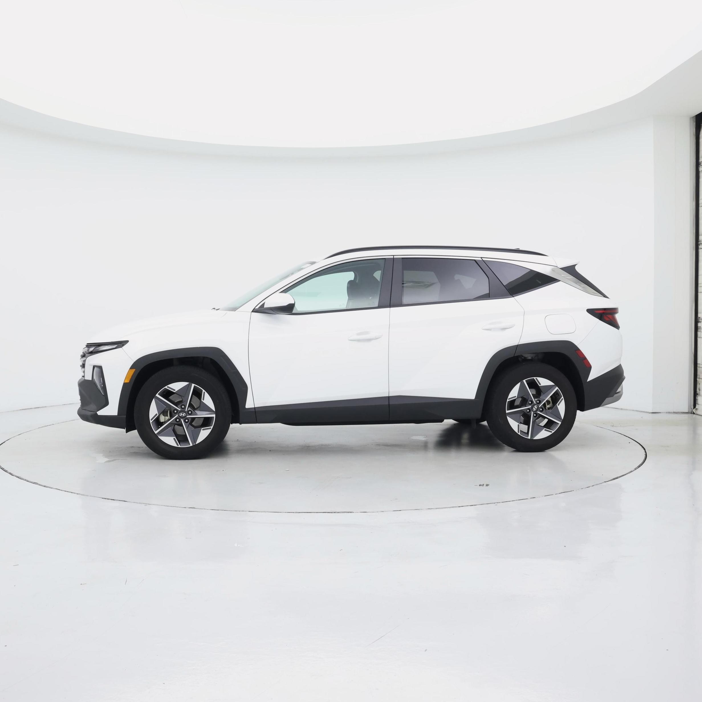 Thumbnail: 2025 Hyundai Tucson - 3