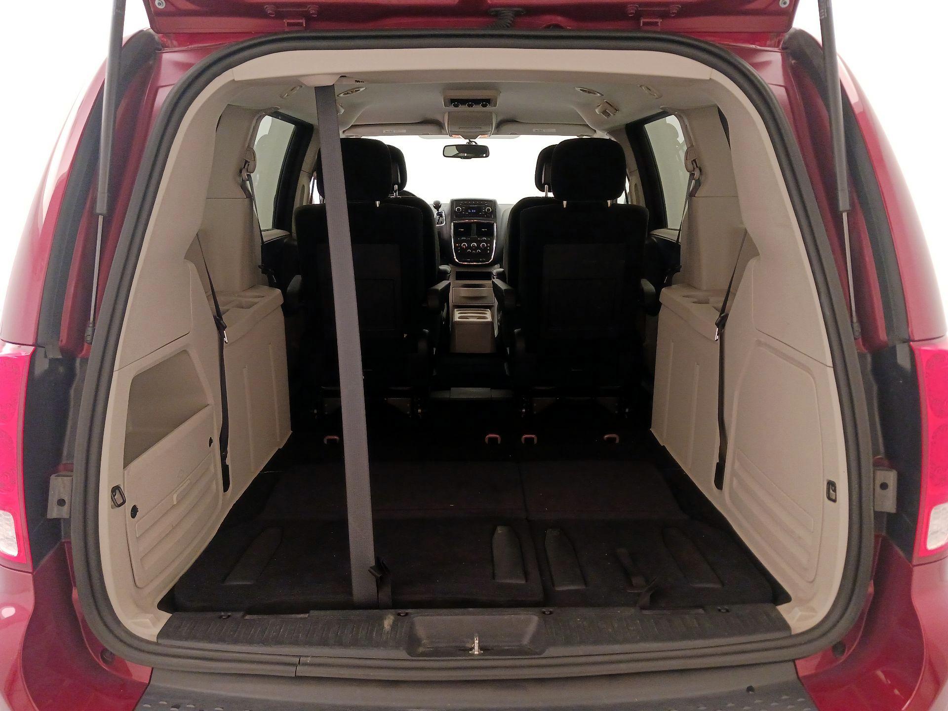 Thumbnail: 2016 Dodge Grand Caravan - 20