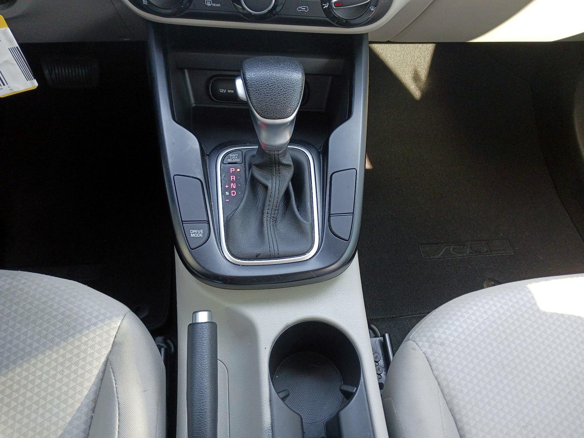 Thumbnail: 2020 Kia Soul - 16