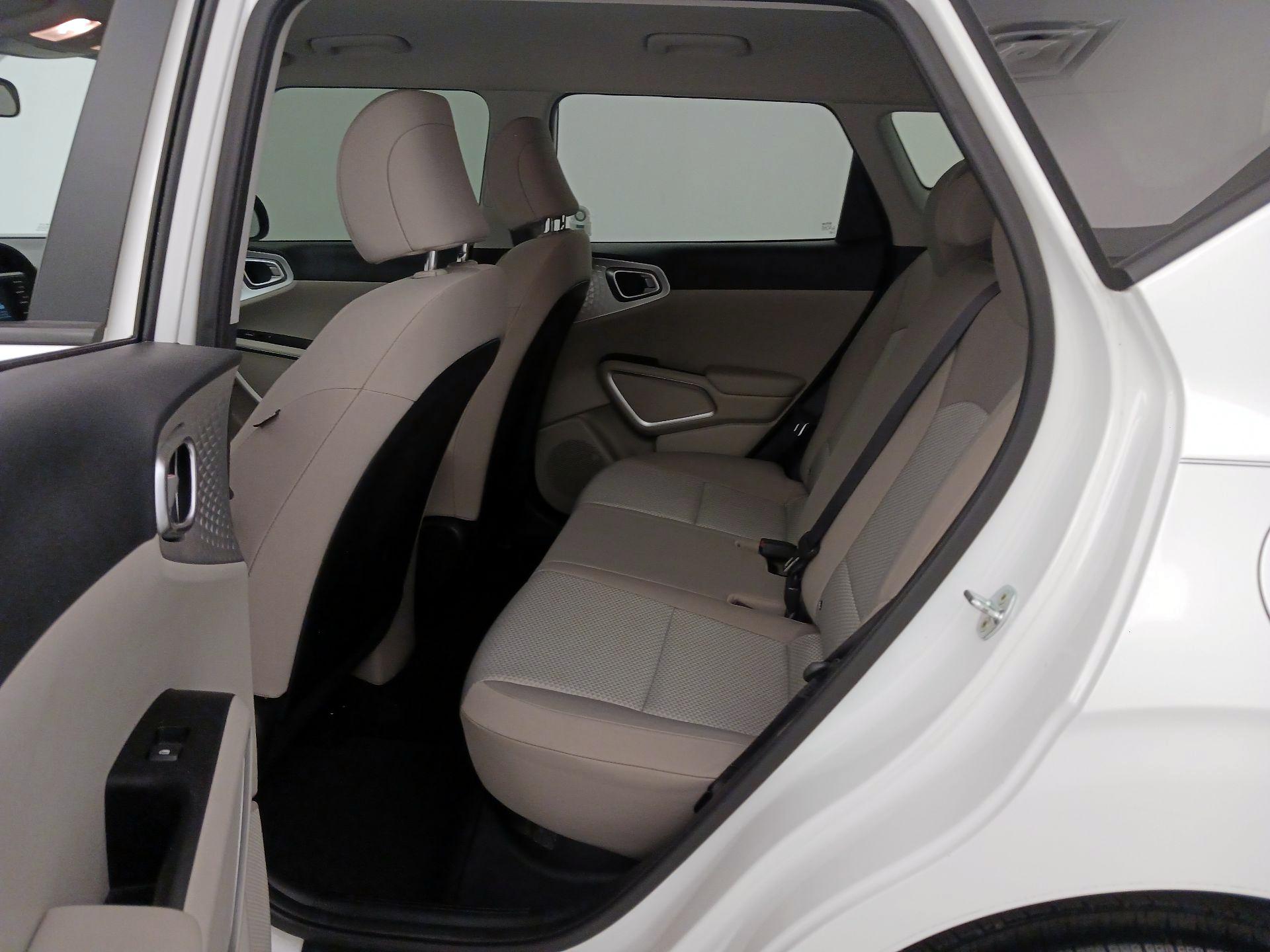 Thumbnail: 2020 Kia Soul - 18
