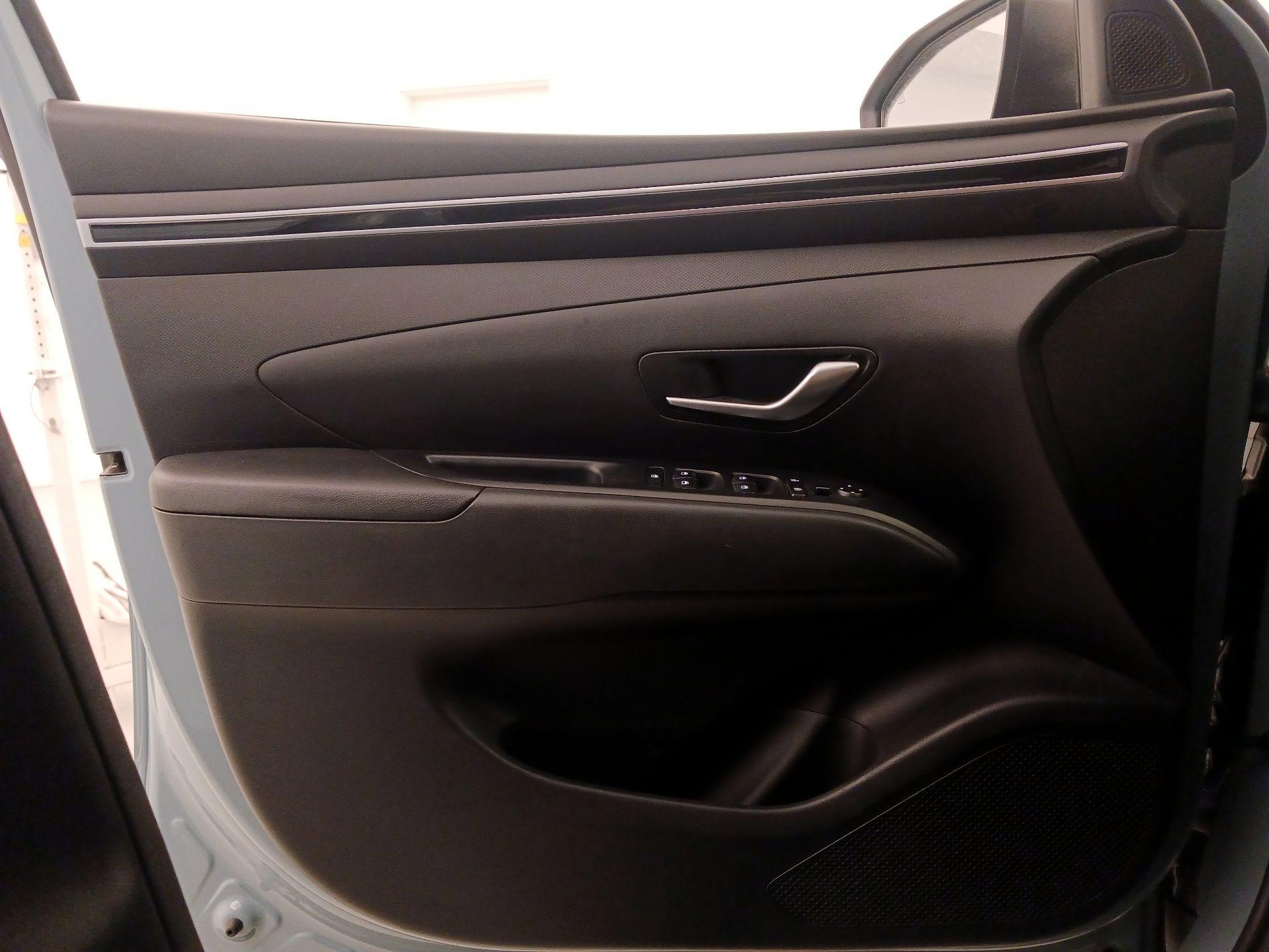 Thumbnail: 2023 Hyundai Santa Cruz - 12