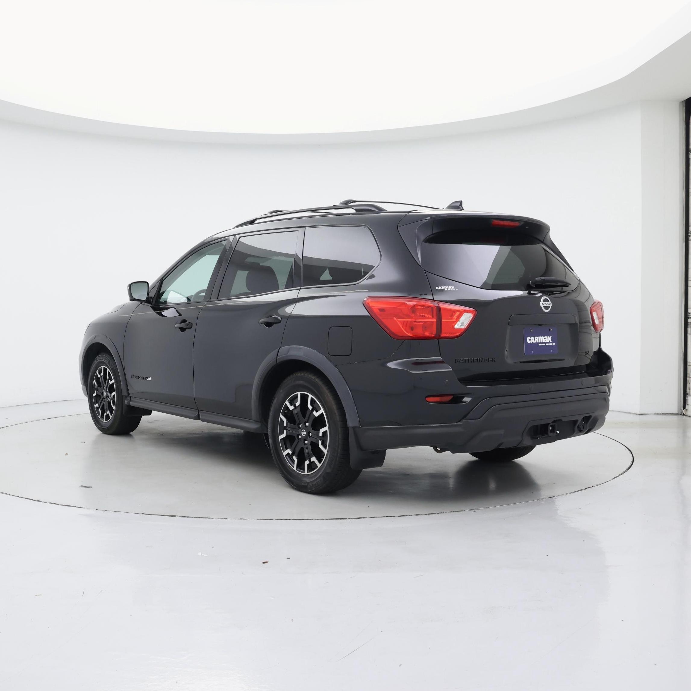 Thumbnail: 2020 Nissan Pathfinder - 2