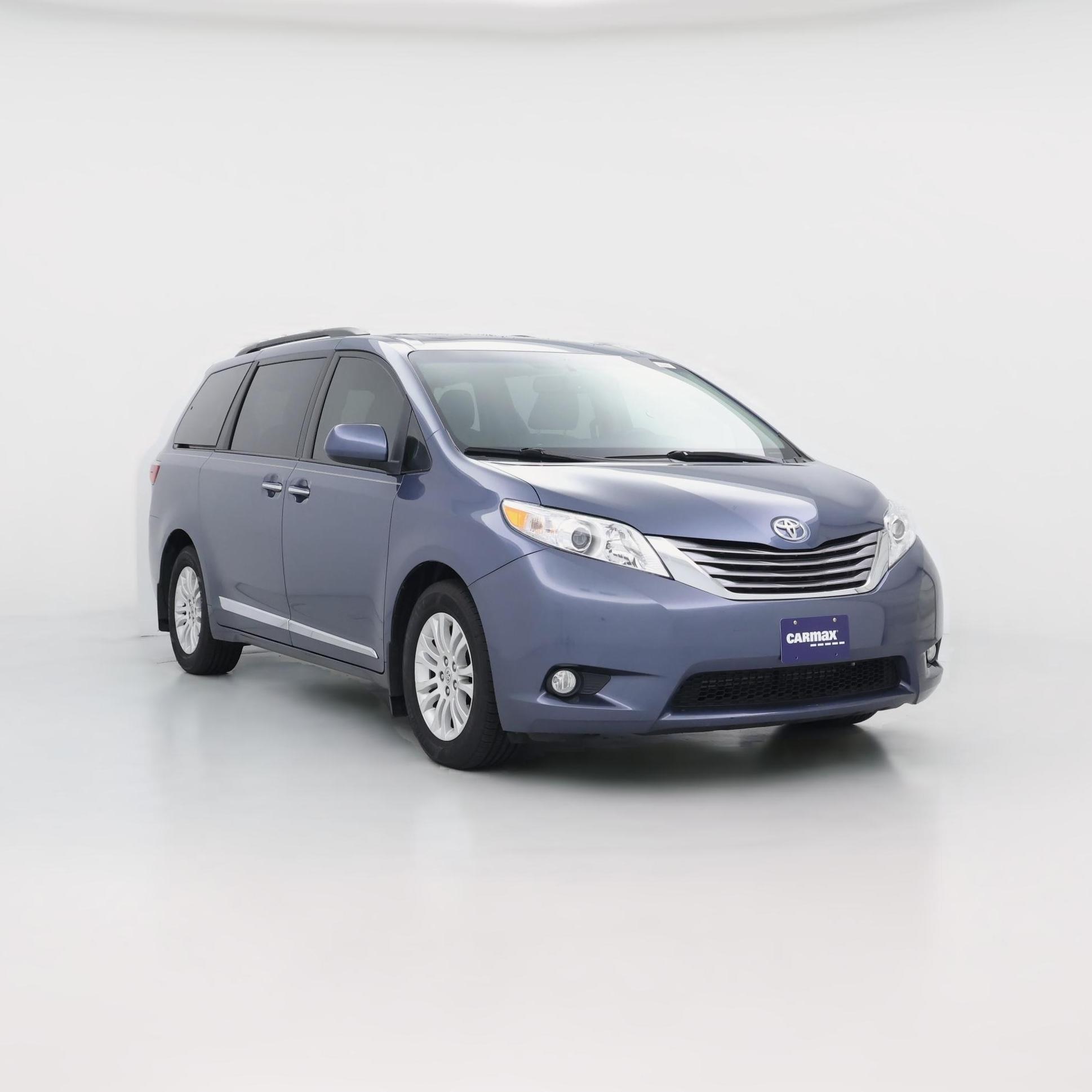 Thumbnail: 2017 Toyota Sienna - 1