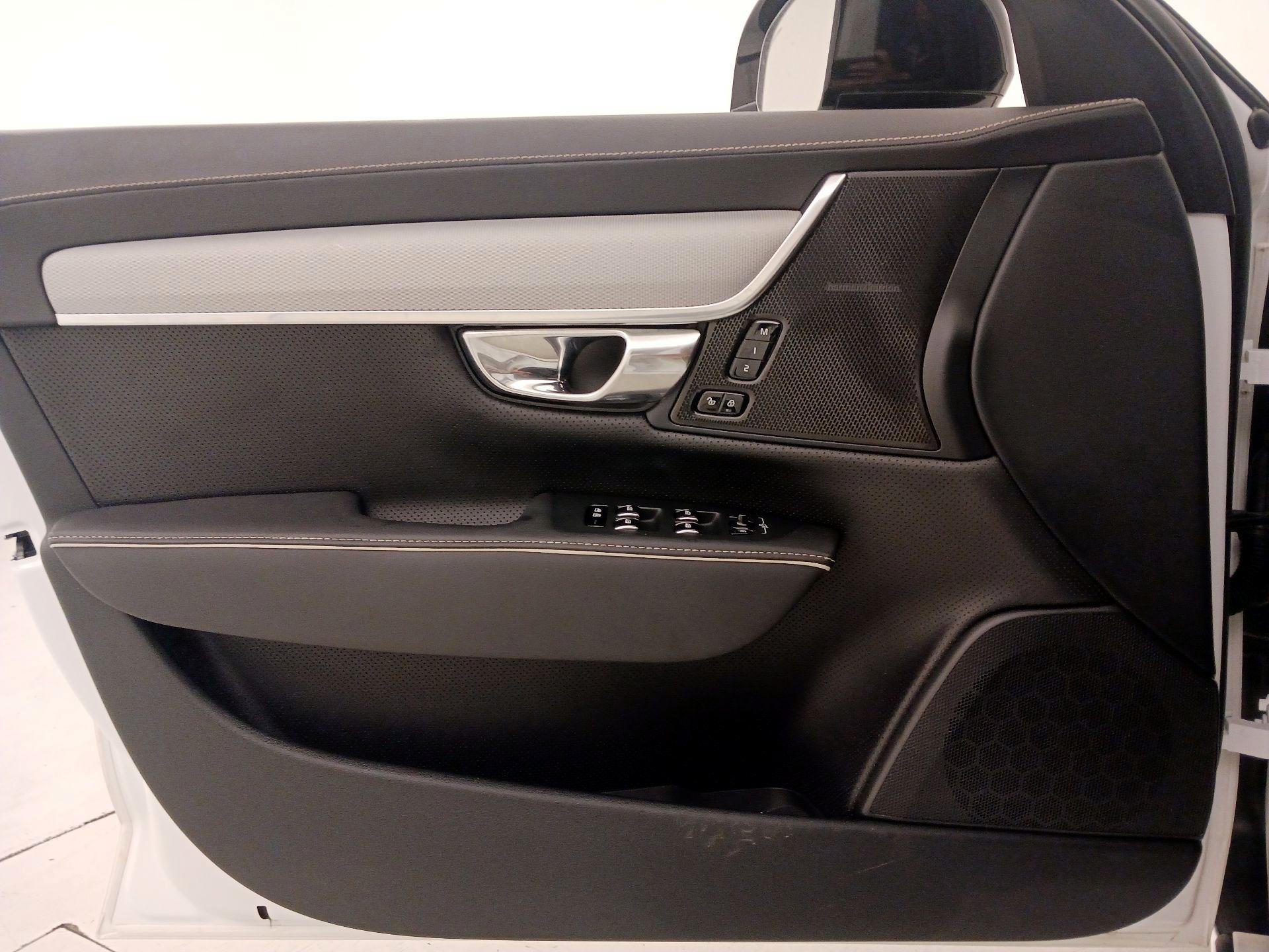 Thumbnail: 2020 Volvo S90 - 12