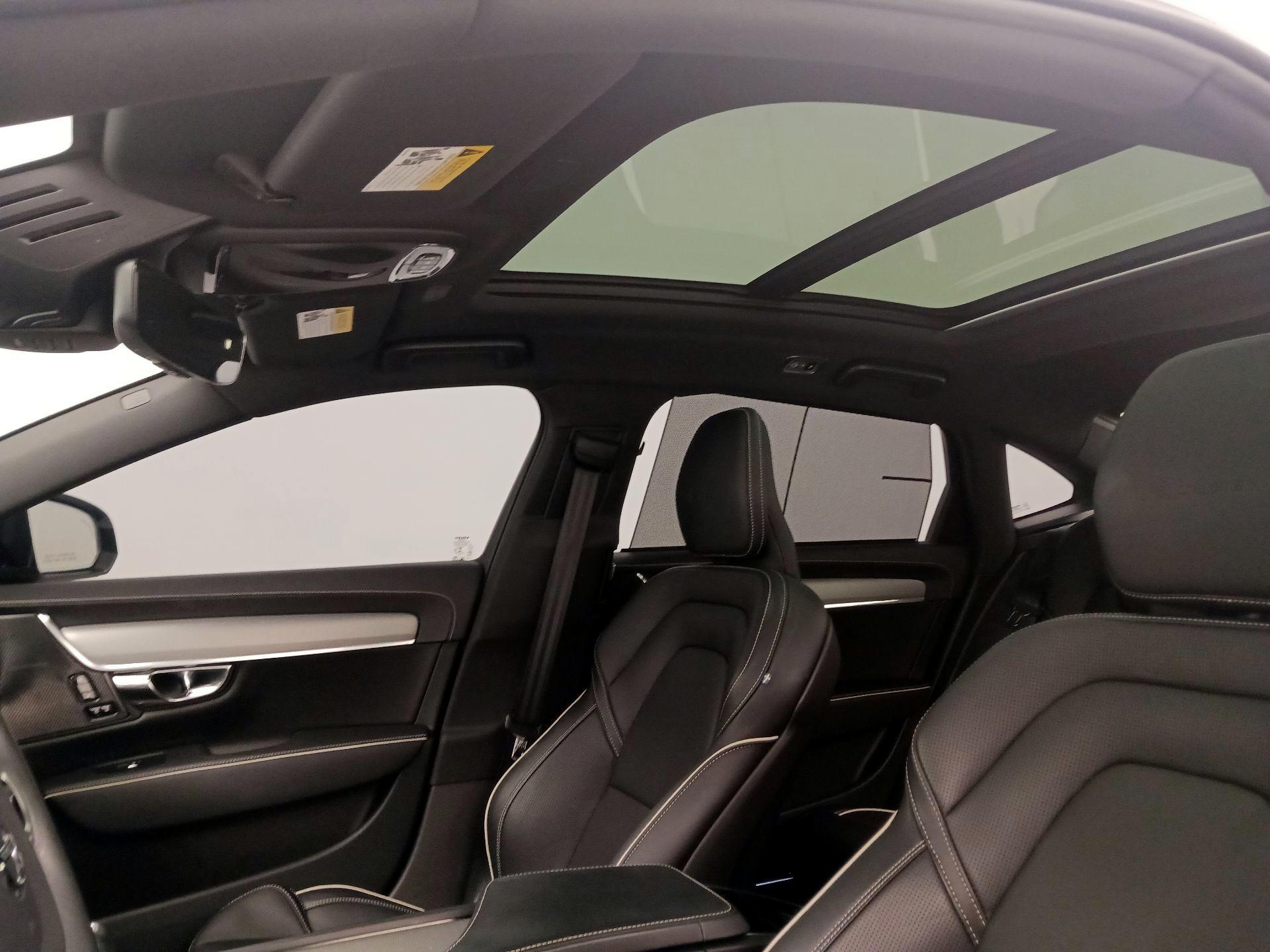 Thumbnail: 2020 Volvo S90 - 20