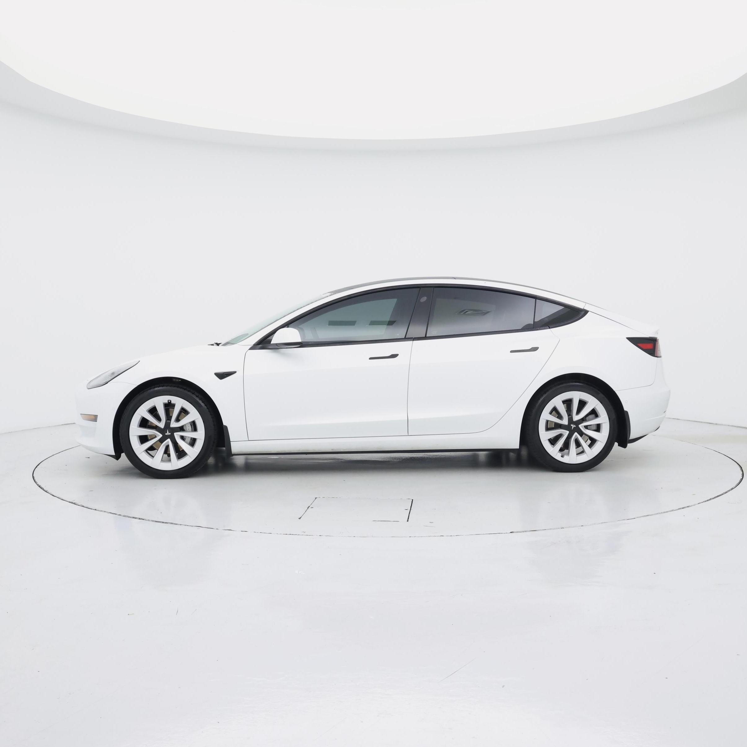Thumbnail: 2022 Tesla Model 3 - 3