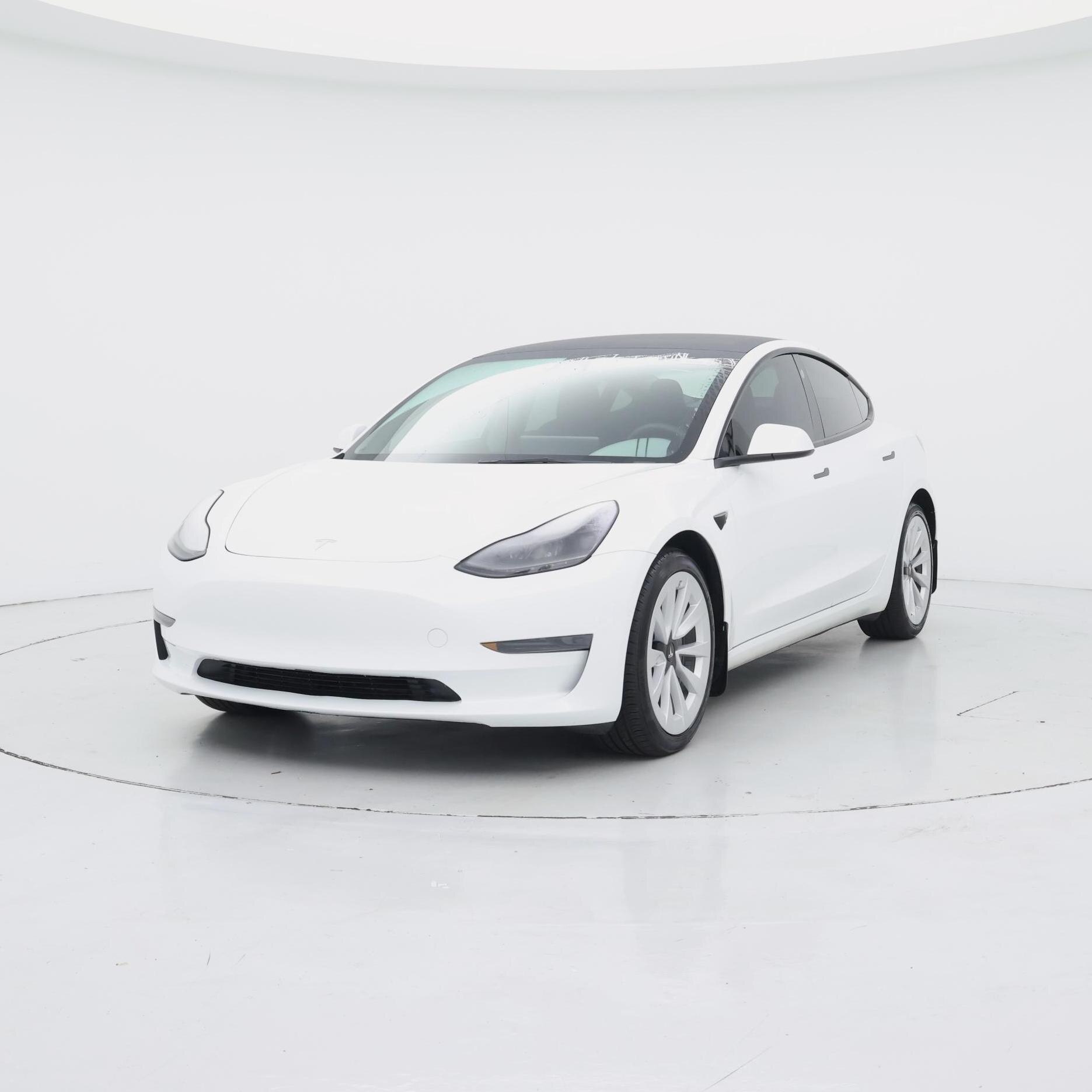 Thumbnail: 2022 Tesla Model 3 - 4
