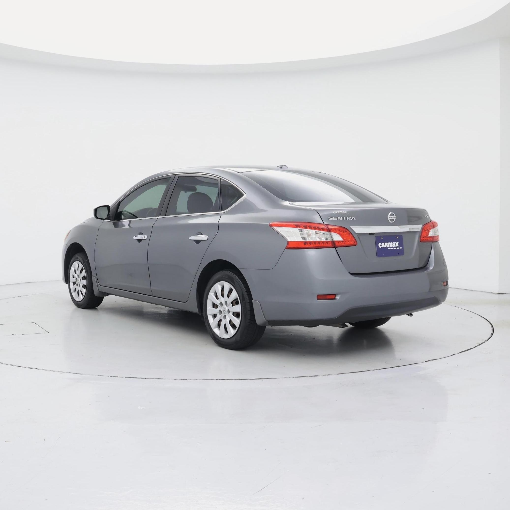Thumbnail: 2015 Nissan Sentra - 2