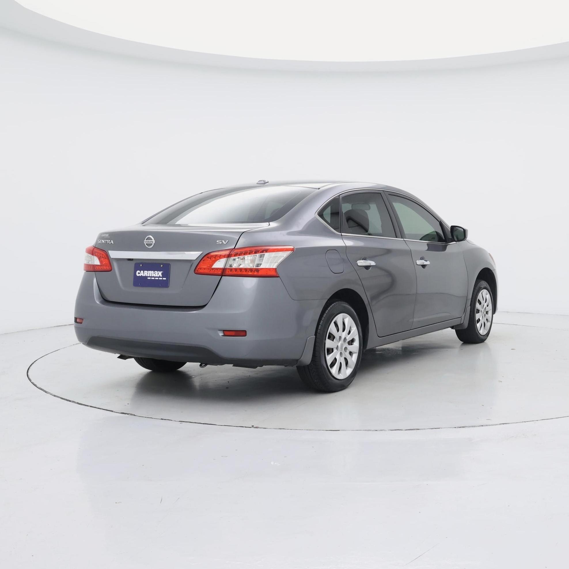 Thumbnail: 2015 Nissan Sentra - 8