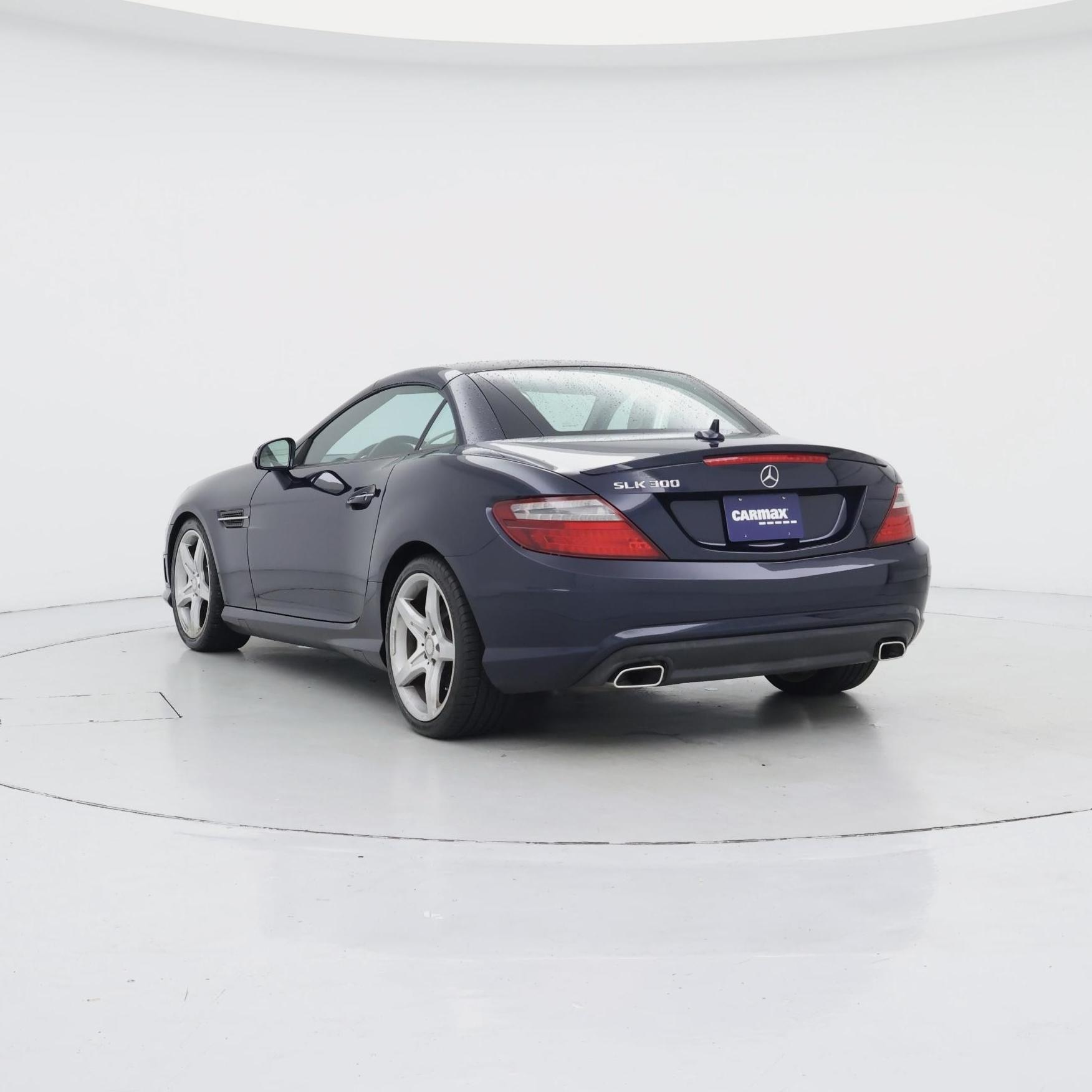 Thumbnail: 2016 Mercedes-Benz SLK - 2