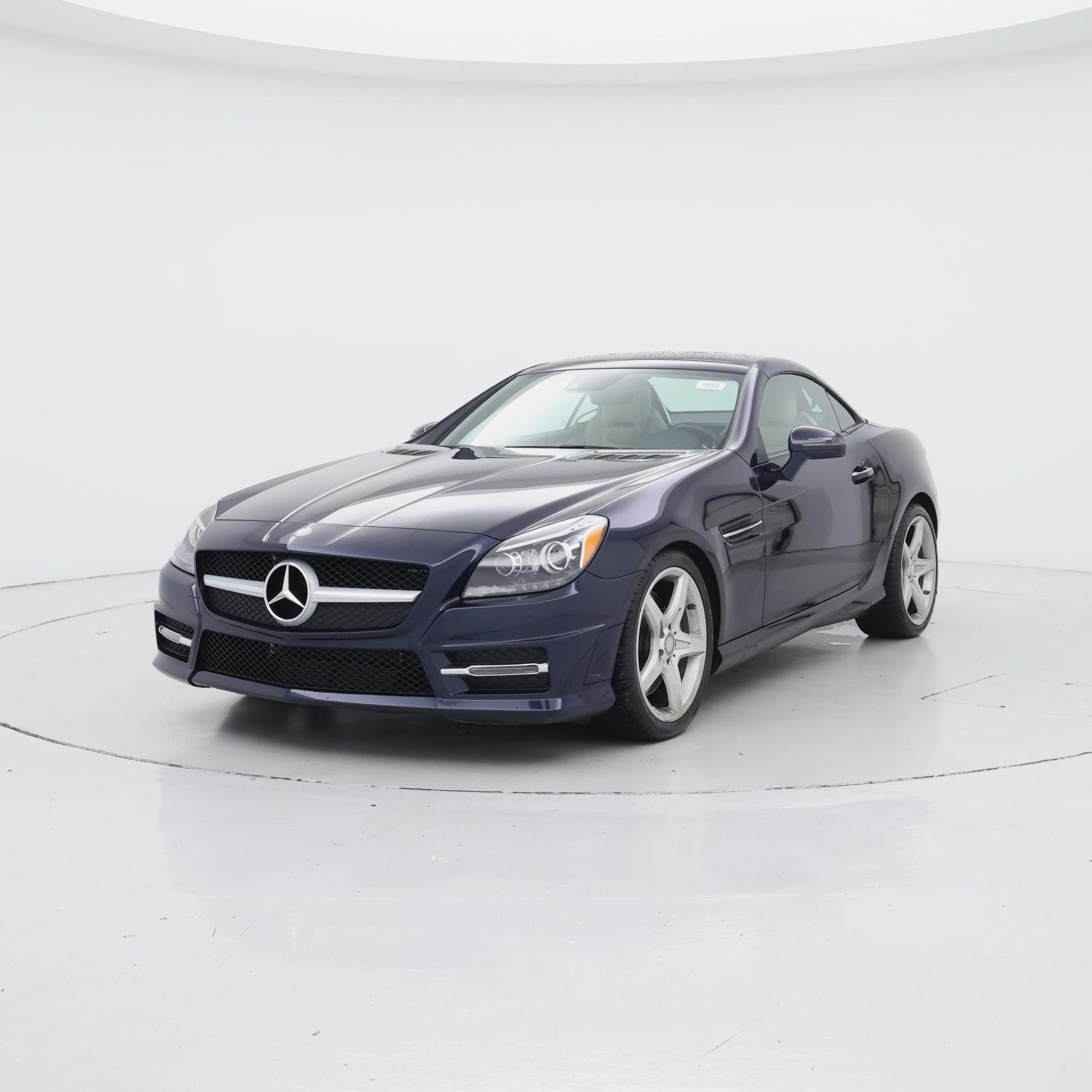 Thumbnail: 2016 Mercedes-Benz SLK - 4
