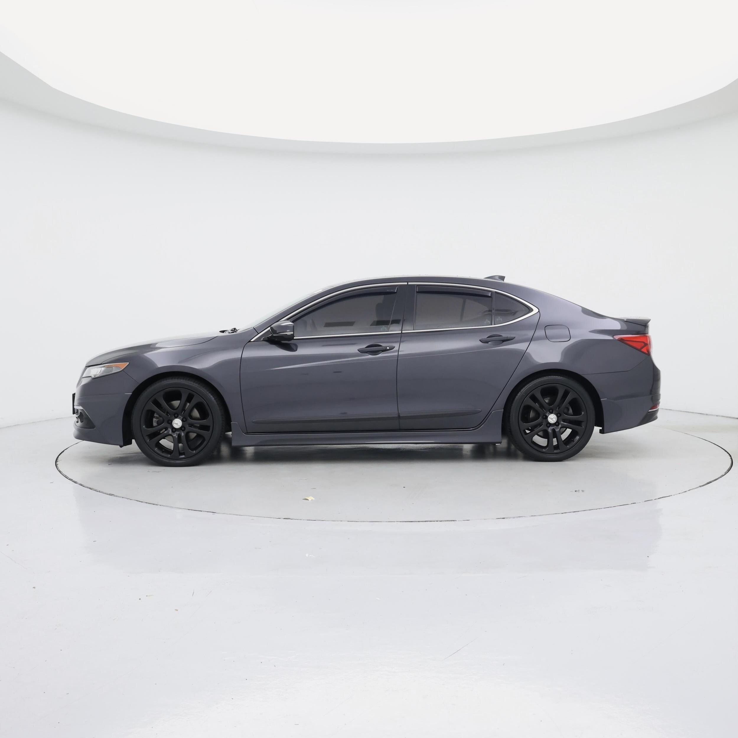 Thumbnail: 2015 Acura TLX - 3