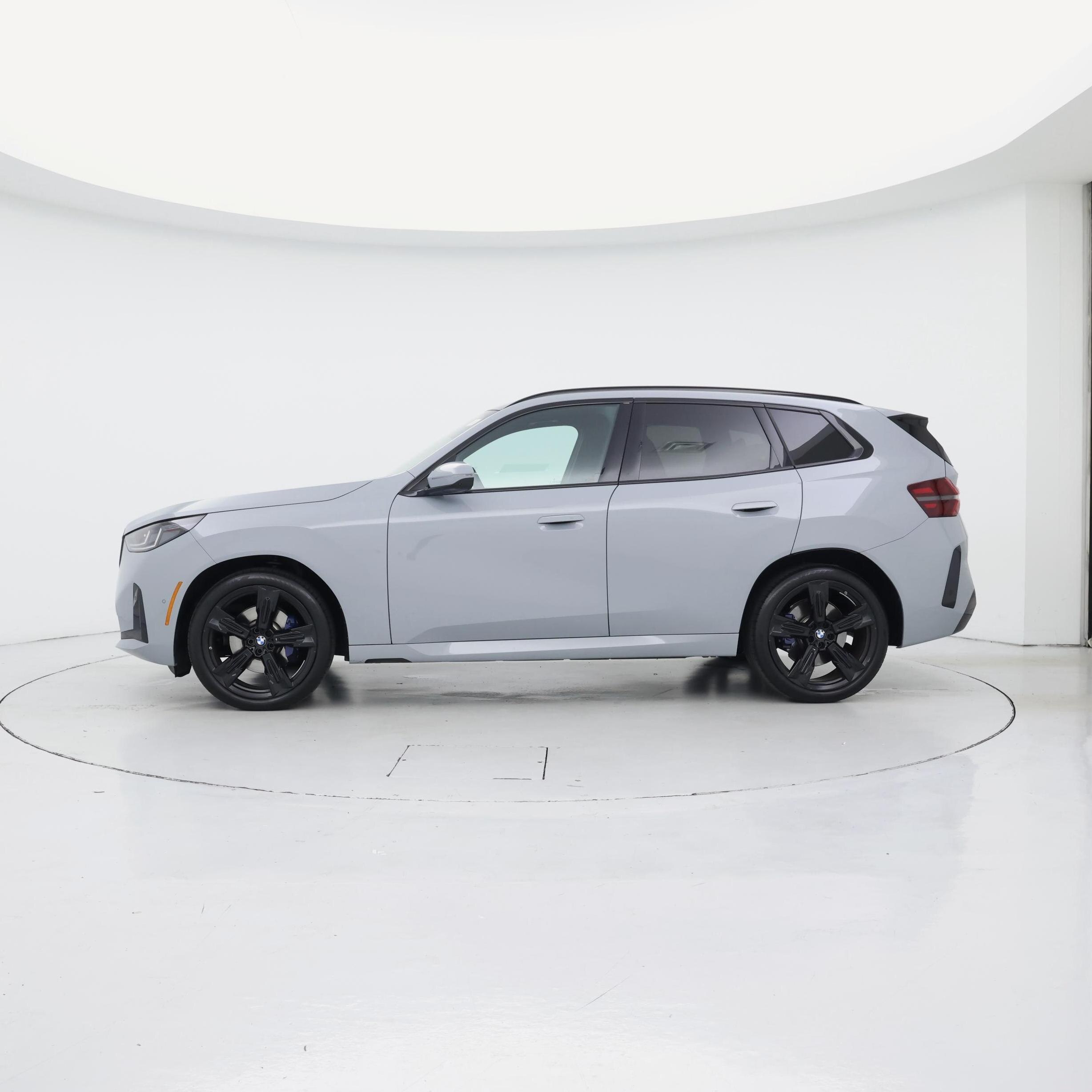 Thumbnail: 2025 BMW X3 - 3