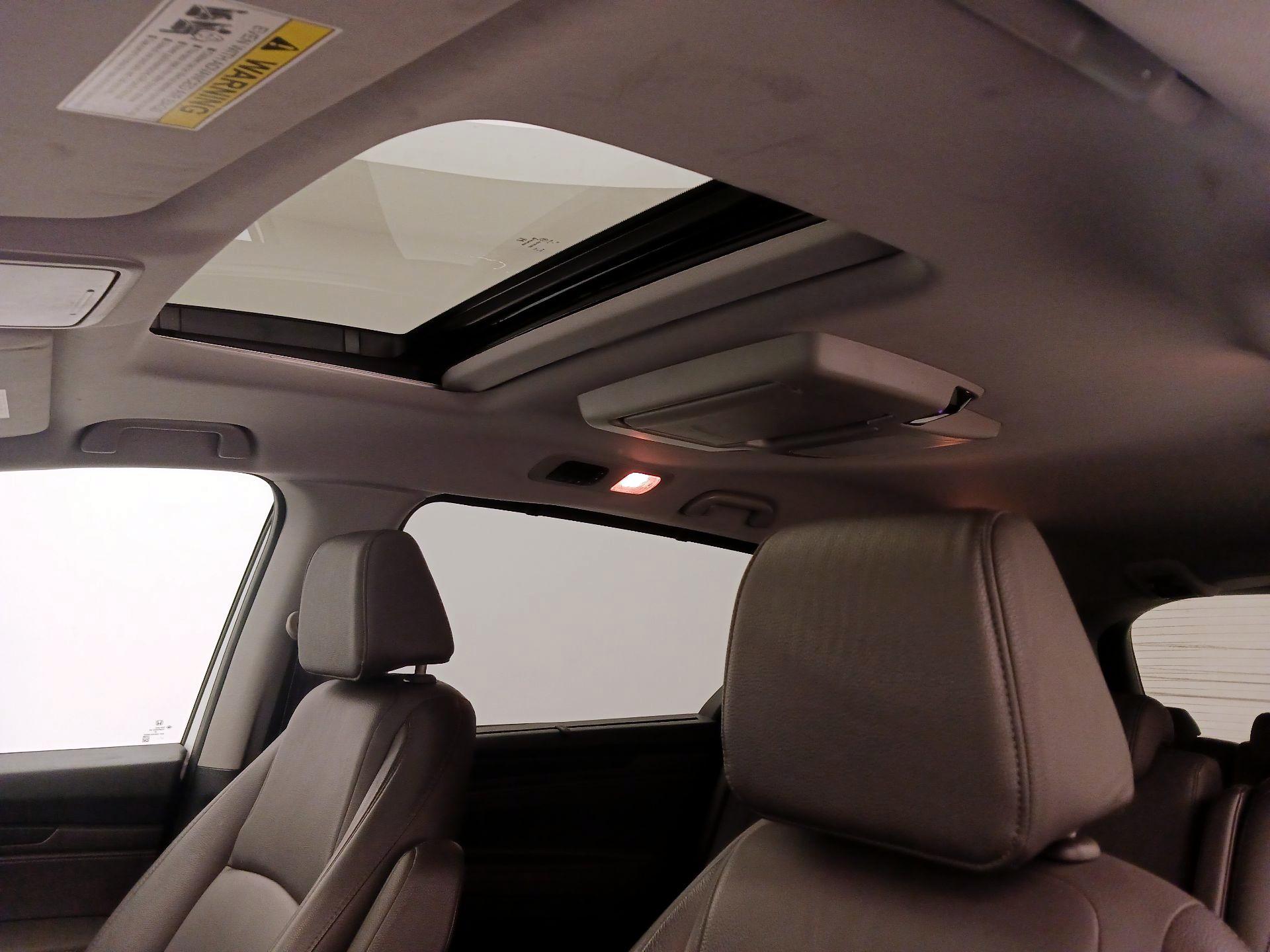Thumbnail: 2019 Honda Odyssey - 20