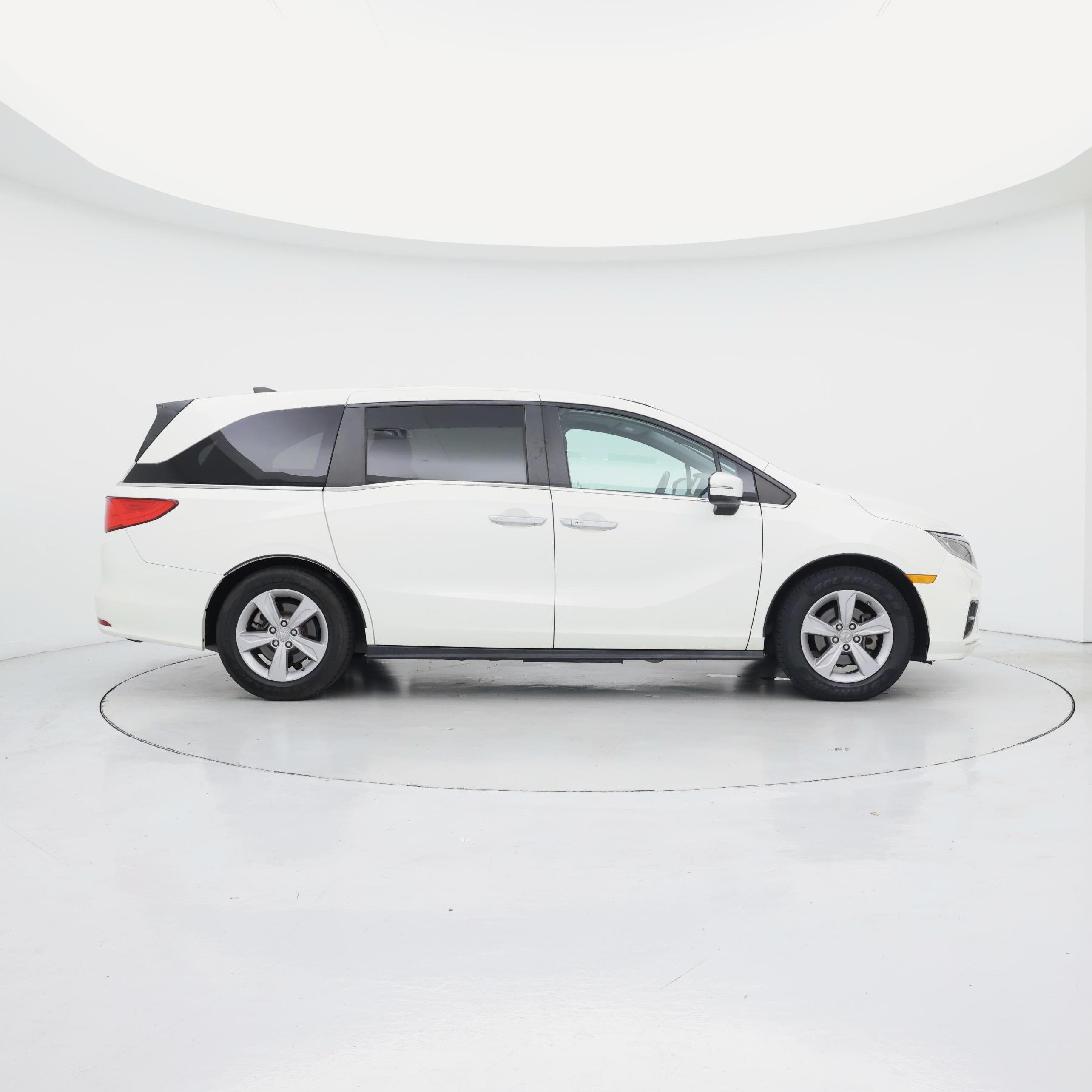 Thumbnail: 2019 Honda Odyssey - 7