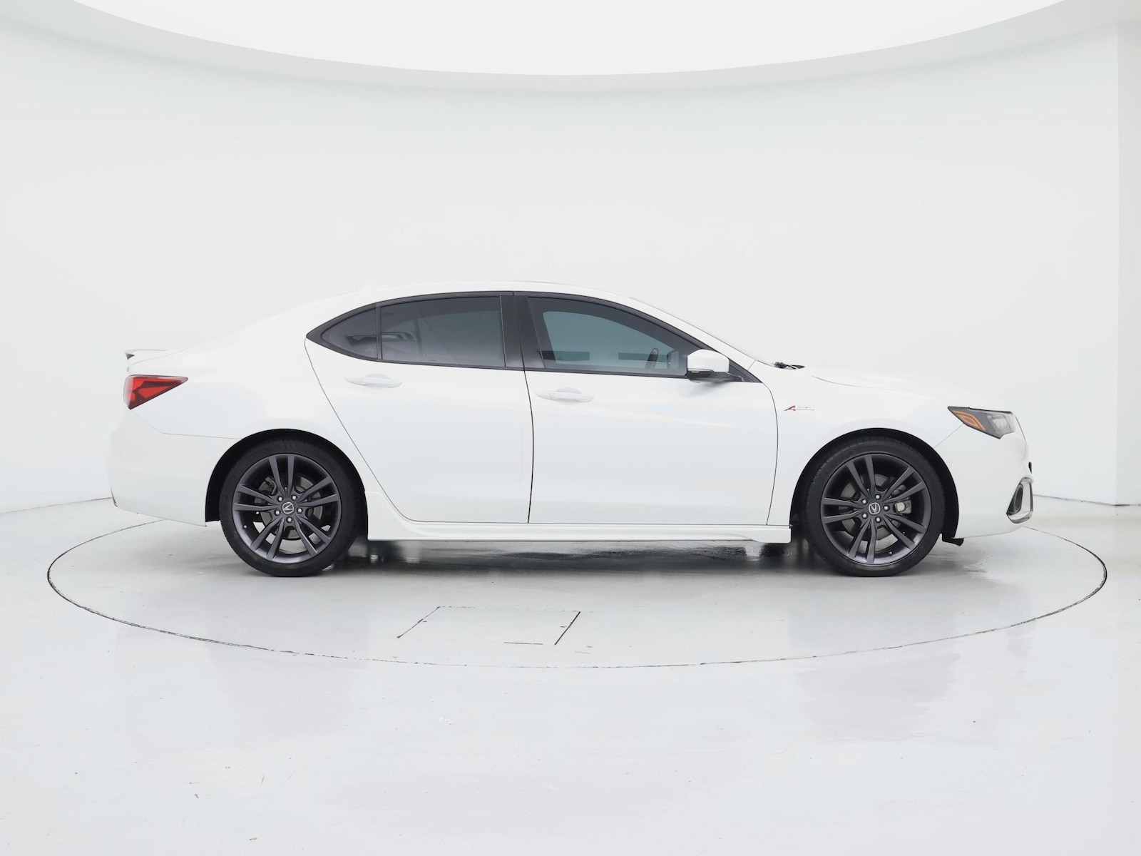 2020 Acura TLX - Photo 8