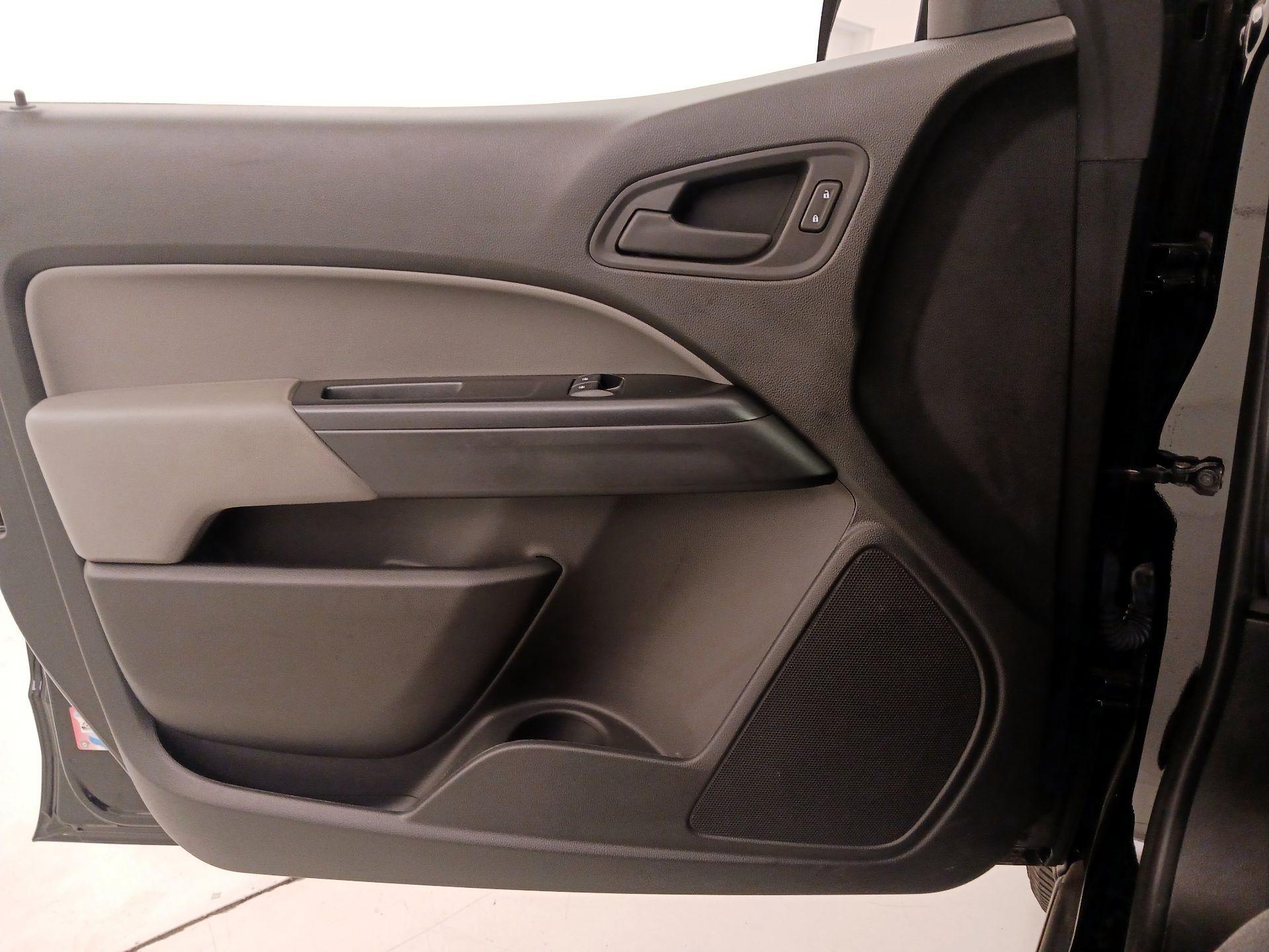 Thumbnail: 2020 Chevrolet Colorado - 12