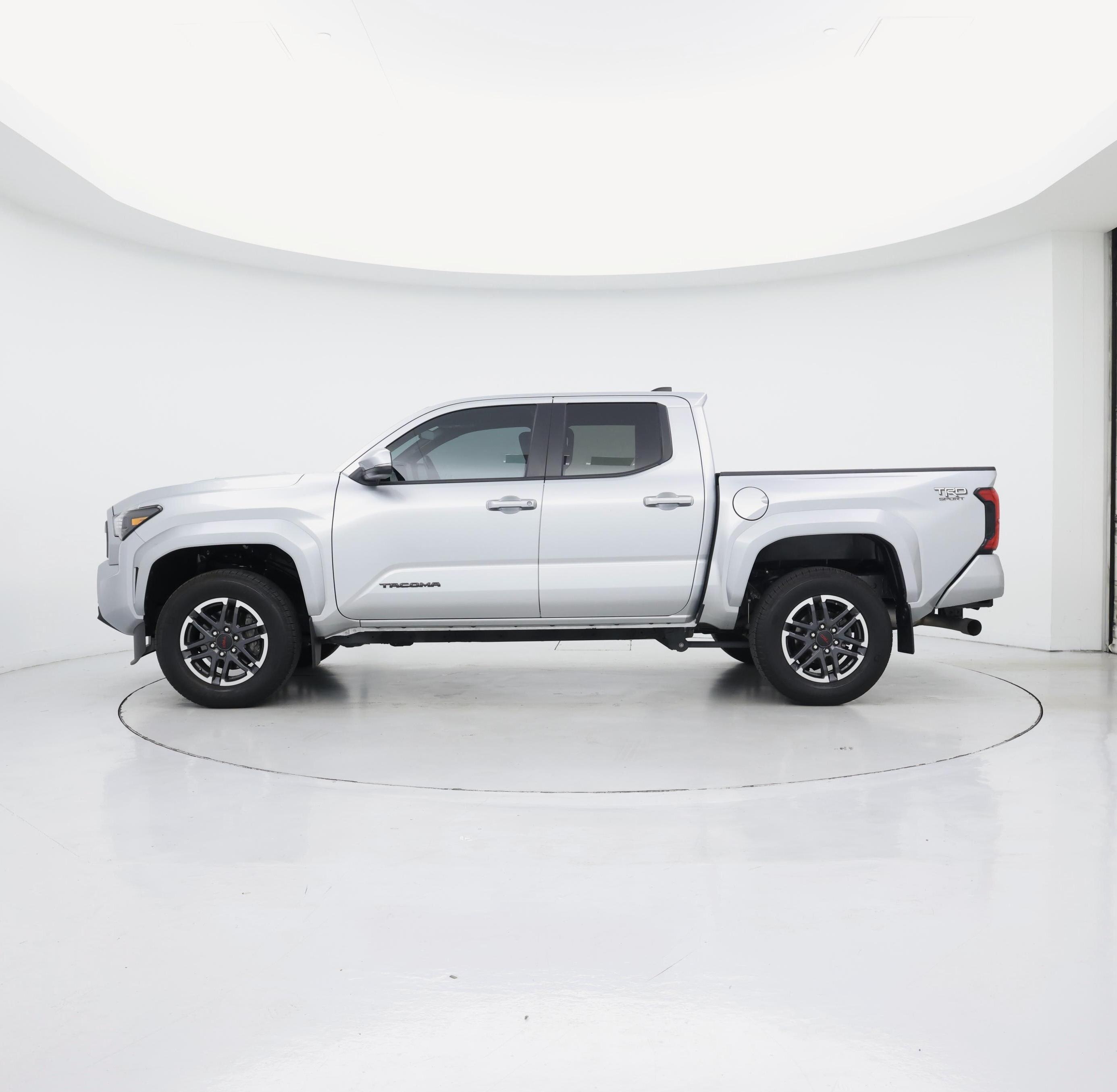 Thumbnail: 2024 Toyota Tacoma - 3