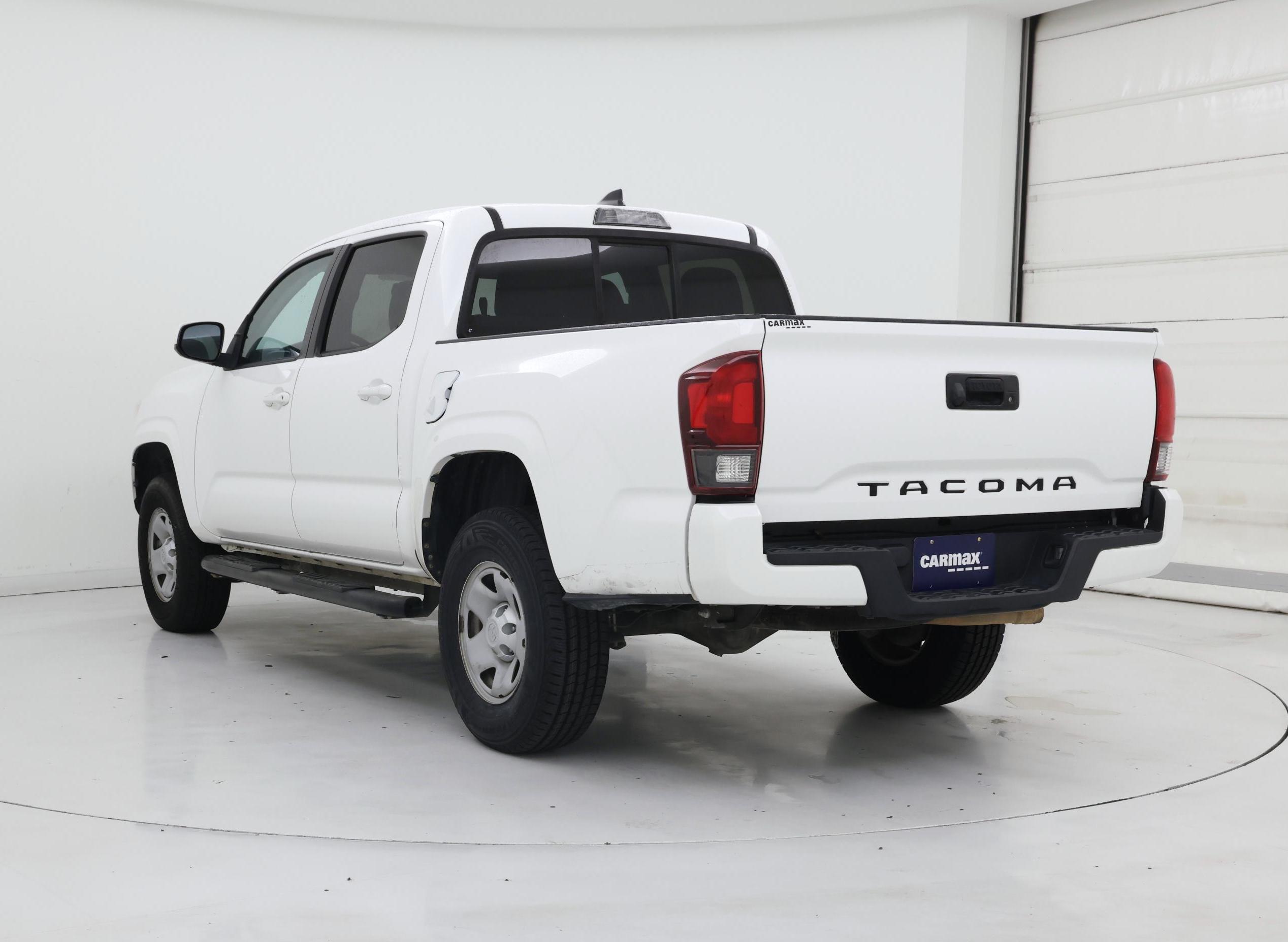 Thumbnail: 2019 Toyota Tacoma - 2