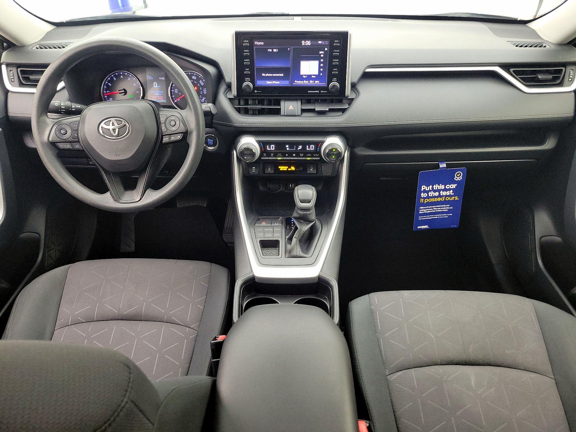 Thumbnail: 2019 Toyota RAV4 - 9
