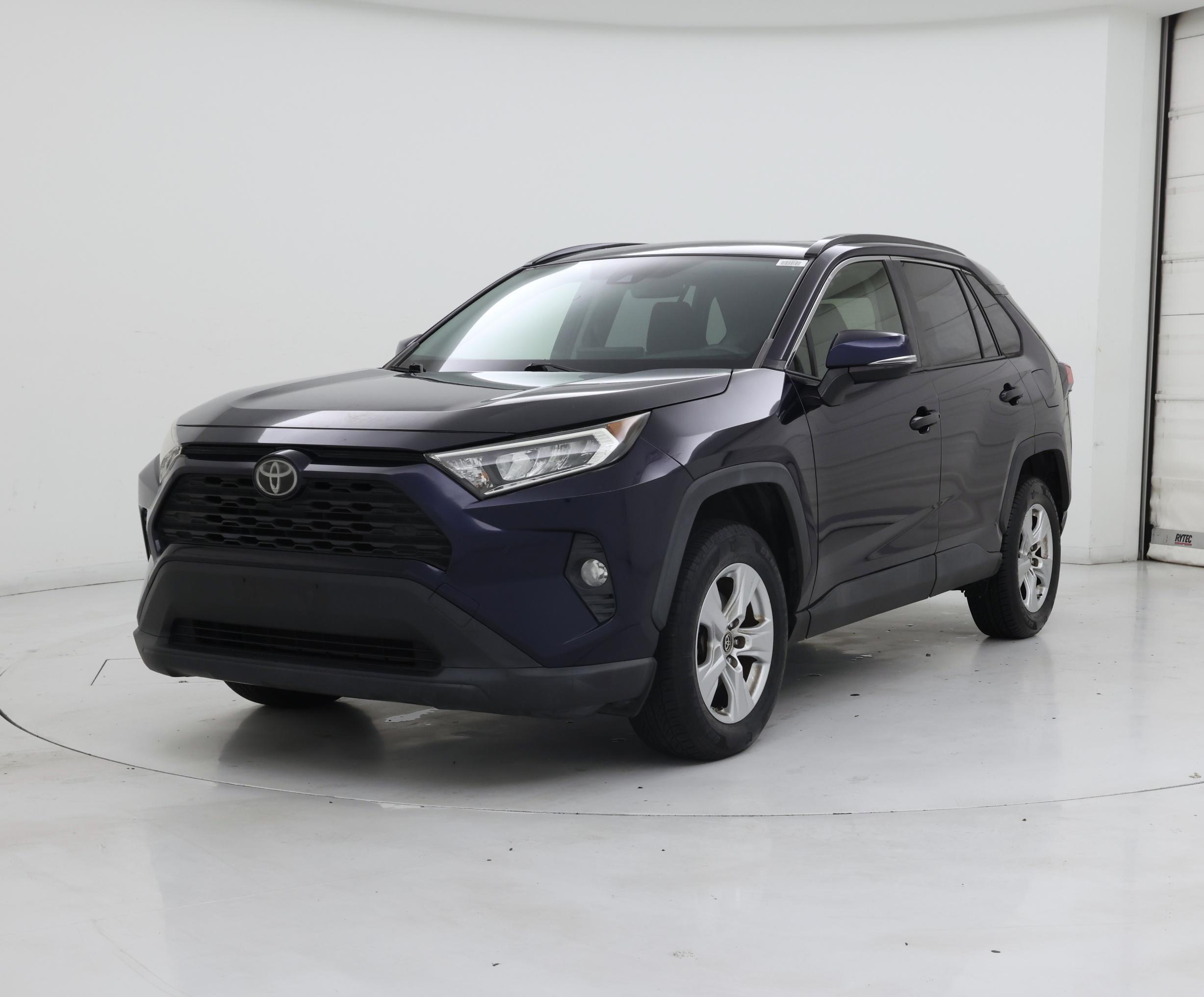 Thumbnail: 2019 Toyota RAV4 - 4