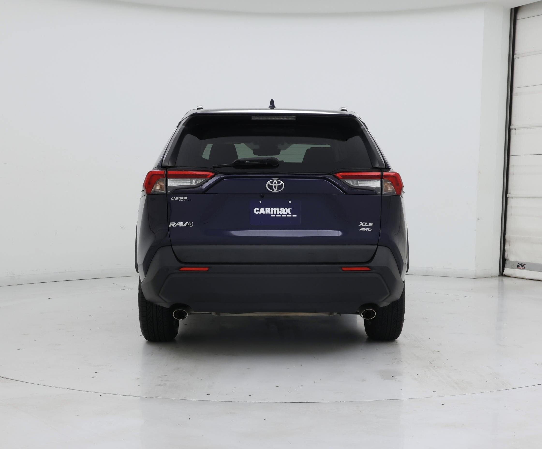 Thumbnail: 2019 Toyota RAV4 - 6
