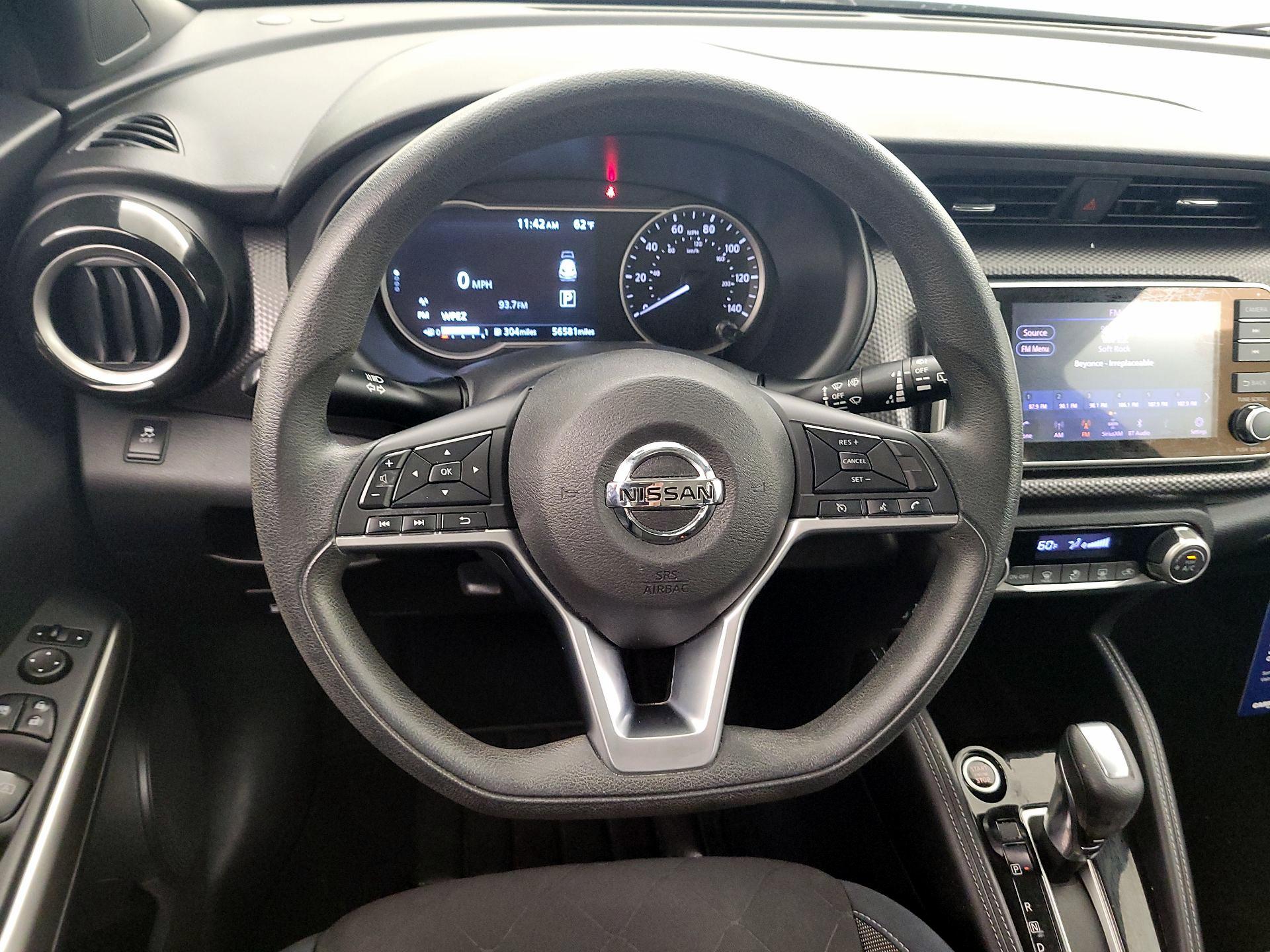 Thumbnail: 2018 Nissan Kicks - 10