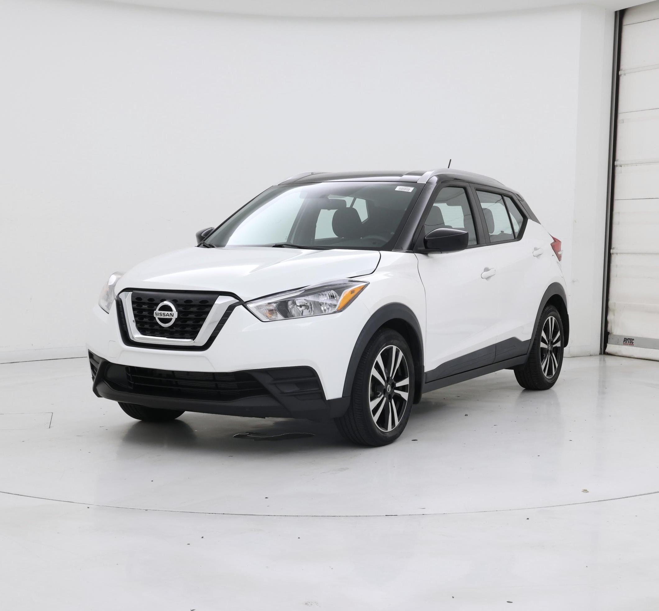 Thumbnail: 2018 Nissan Kicks - 4