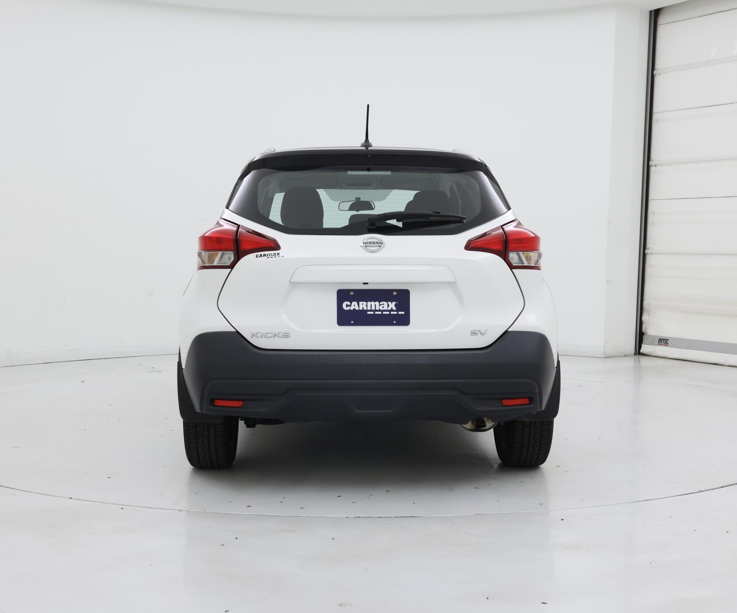 Thumbnail: 2018 Nissan Kicks - 6