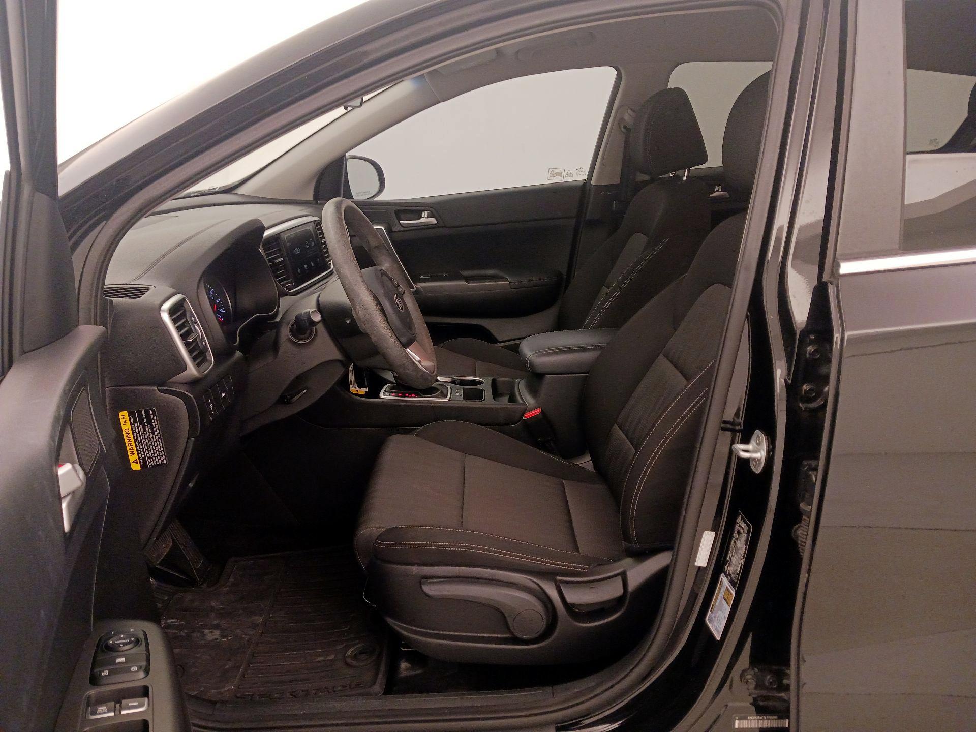 Thumbnail: 2020 Kia Sportage - 11