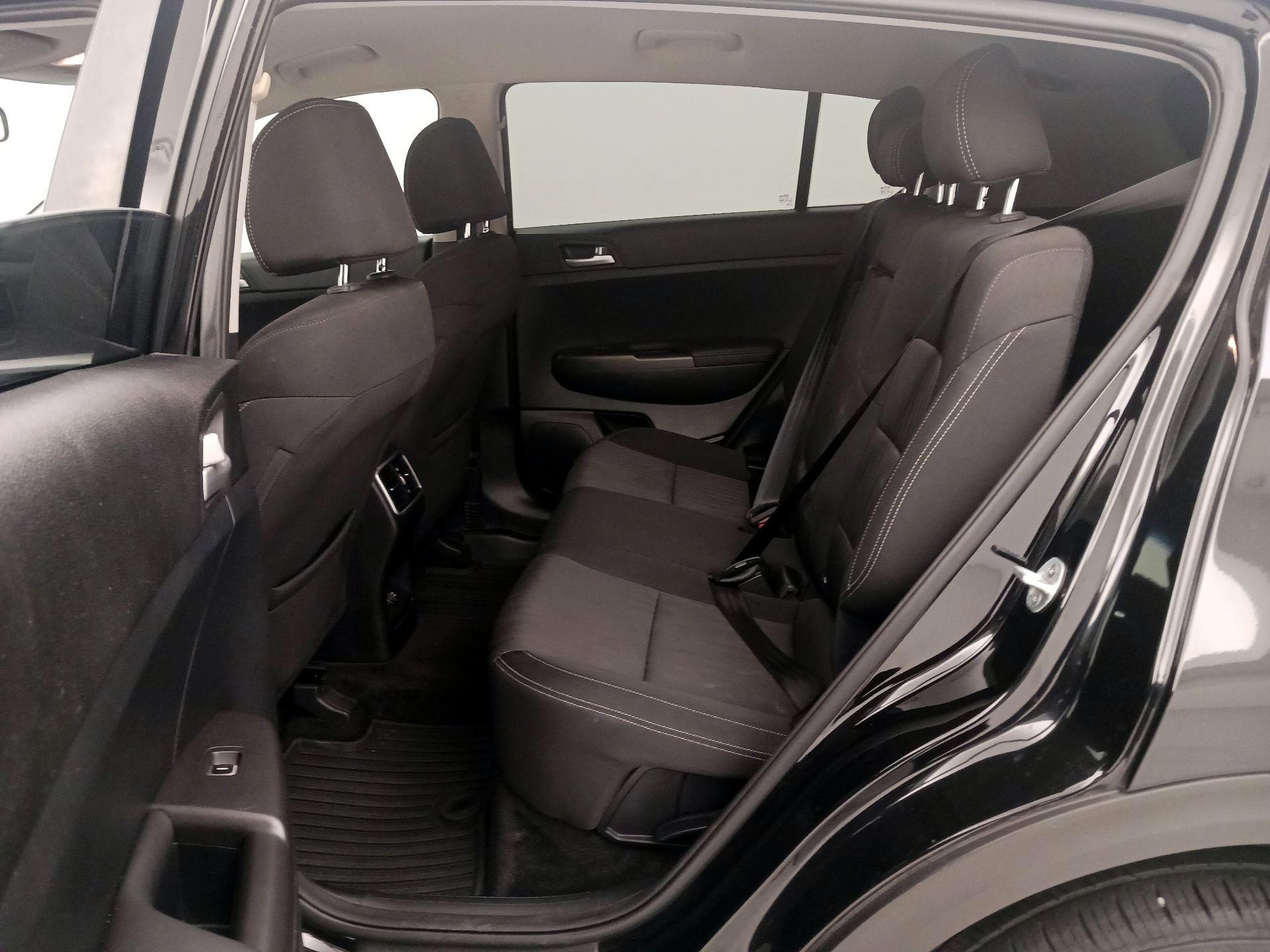 Thumbnail: 2020 Kia Sportage - 19