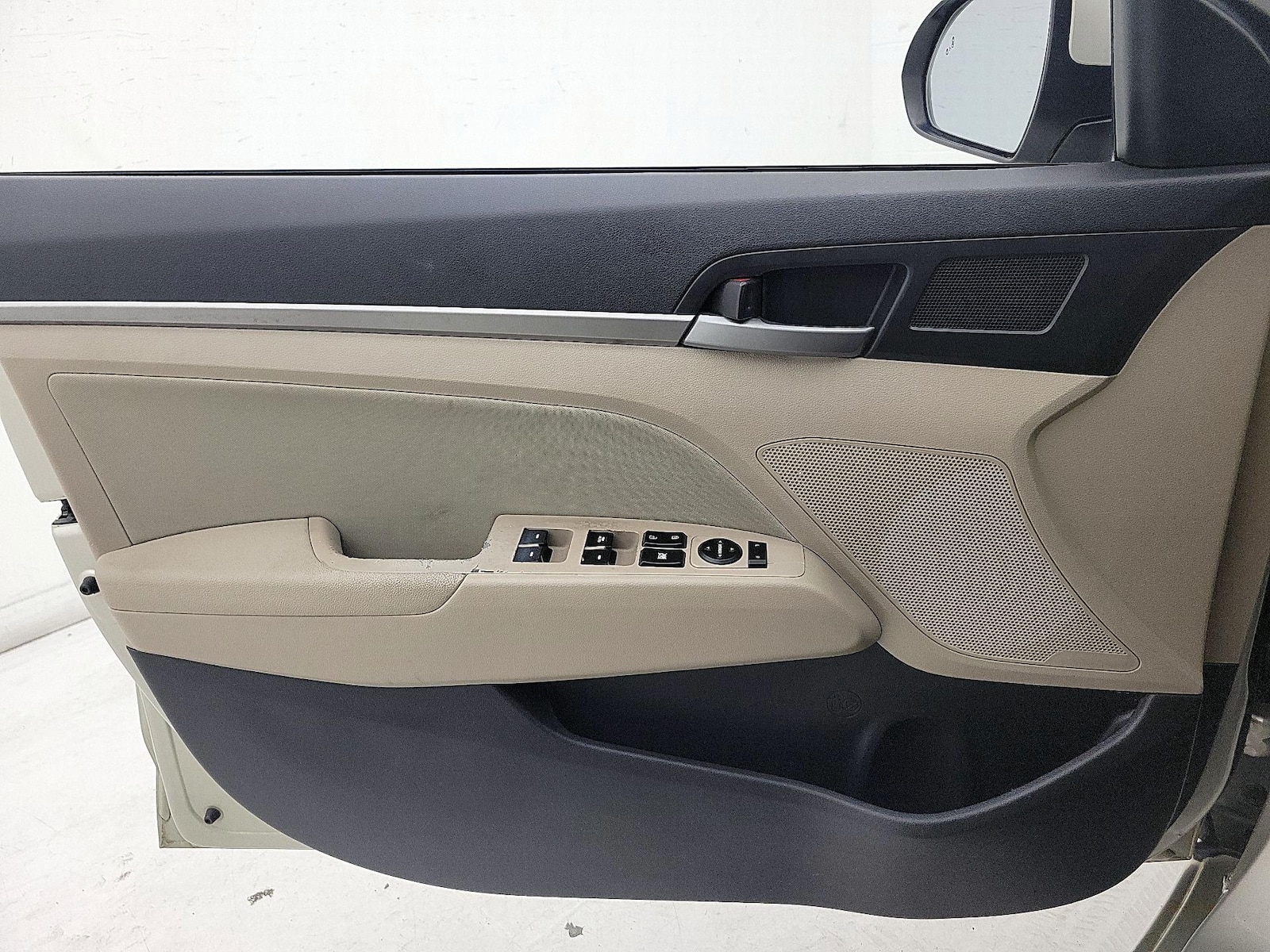 2017 Hyundai Elantra Value Edition - Photo 13