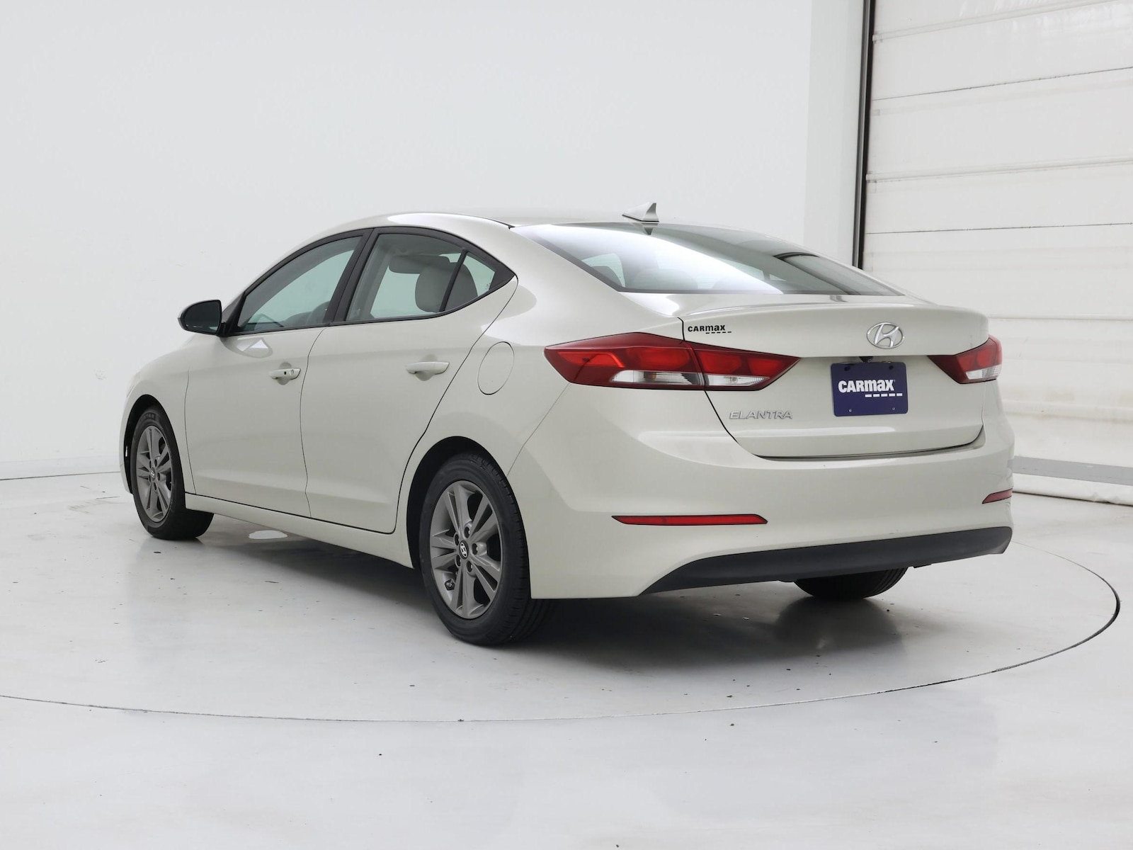 2017 Hyundai Elantra Value Edition - Photo 3