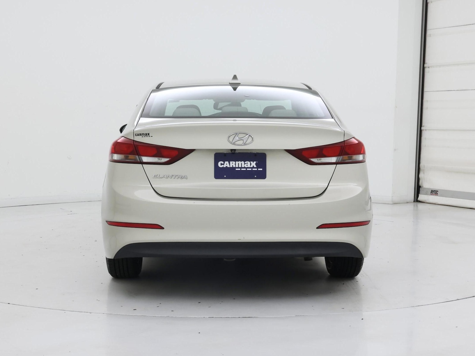 2017 Hyundai Elantra Value Edition - Photo 7