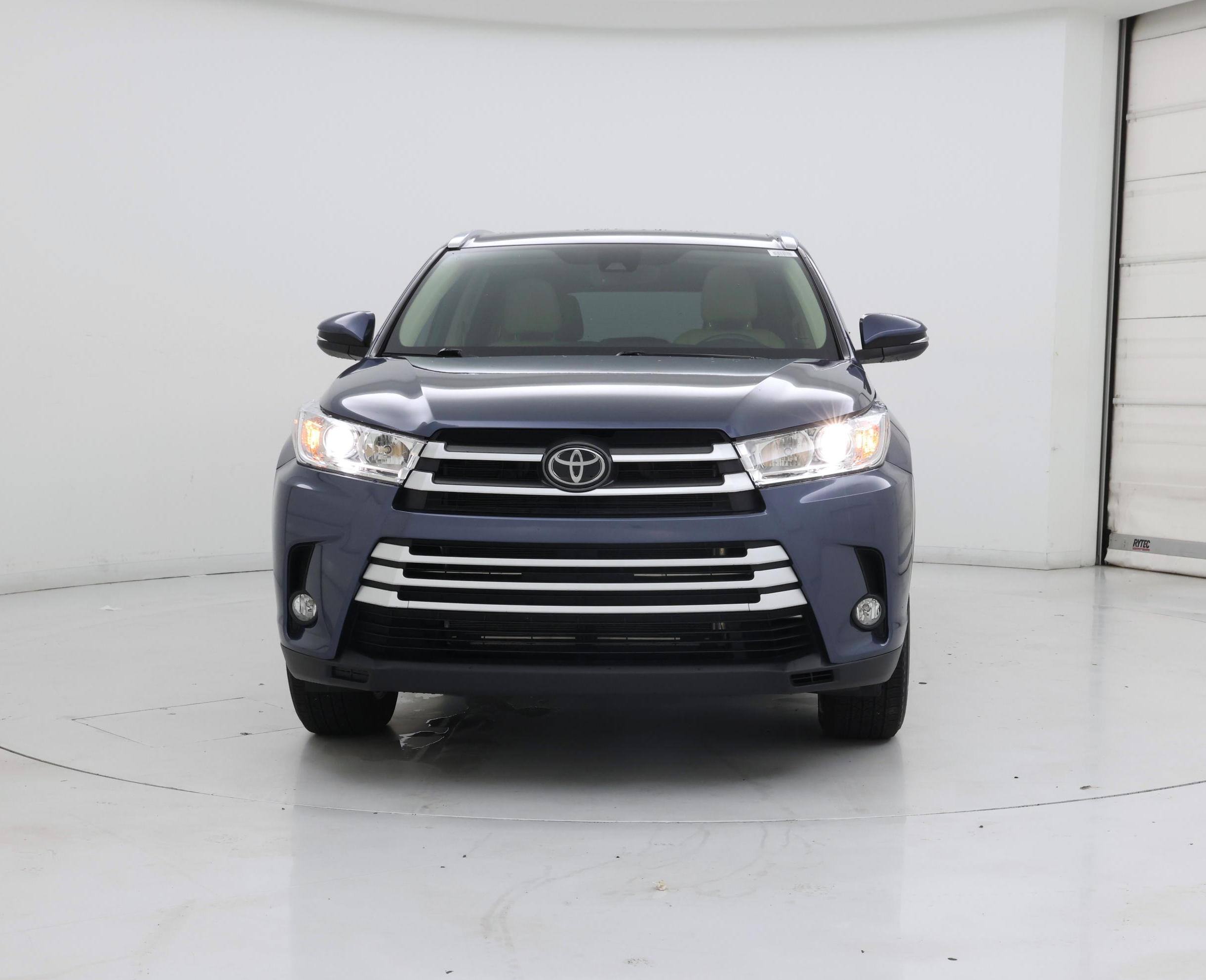 Thumbnail: 2019 Toyota Highlander - 5