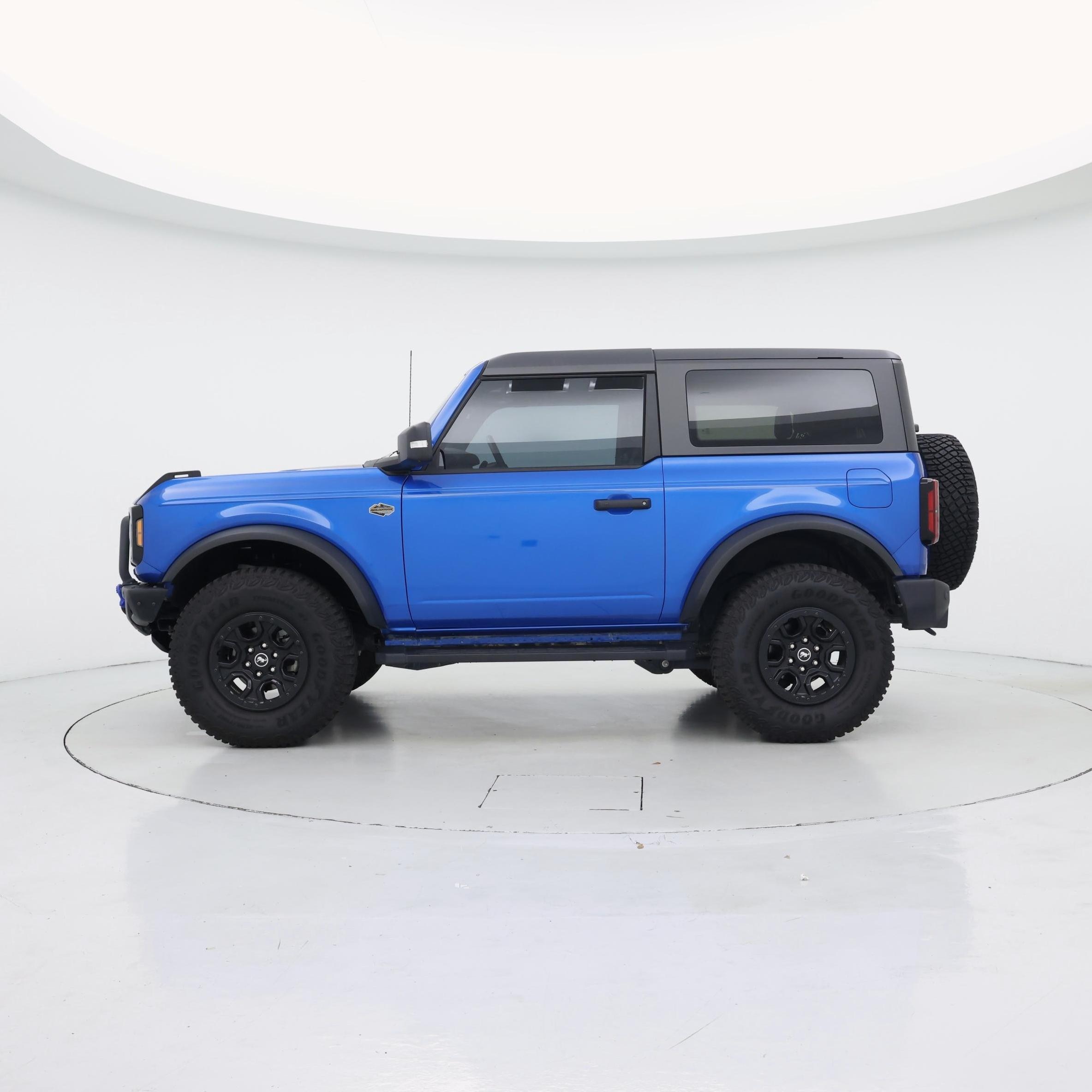 Thumbnail: 2023 Ford Bronco - 3