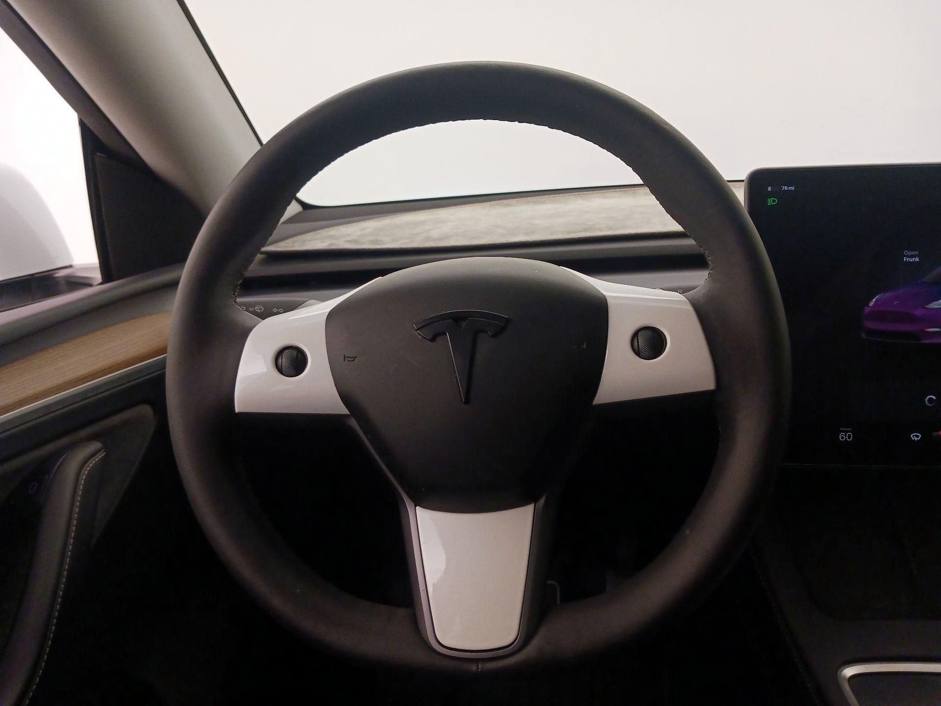 Thumbnail: 2023 Tesla Model Y - 10