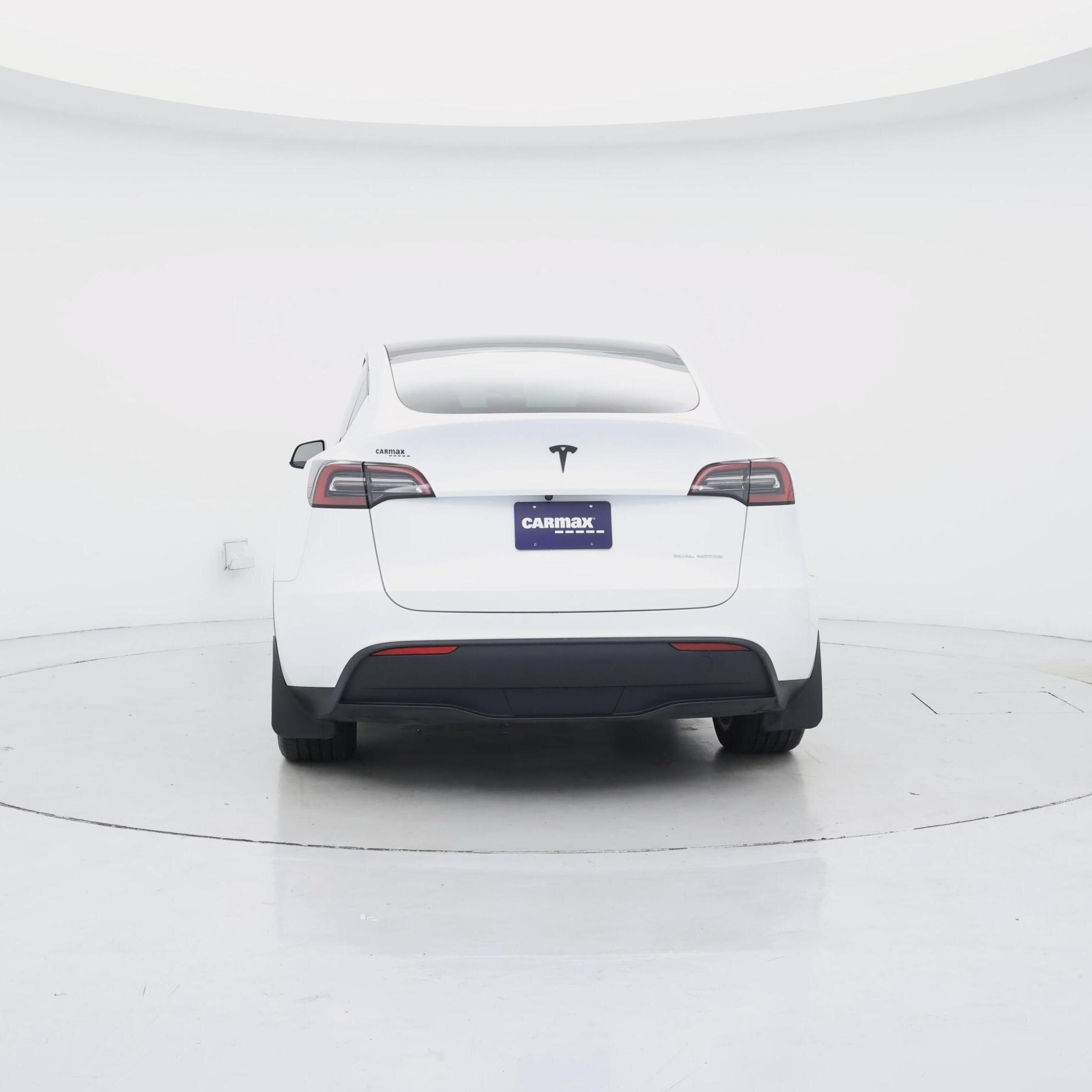 Thumbnail: 2023 Tesla Model Y - 6