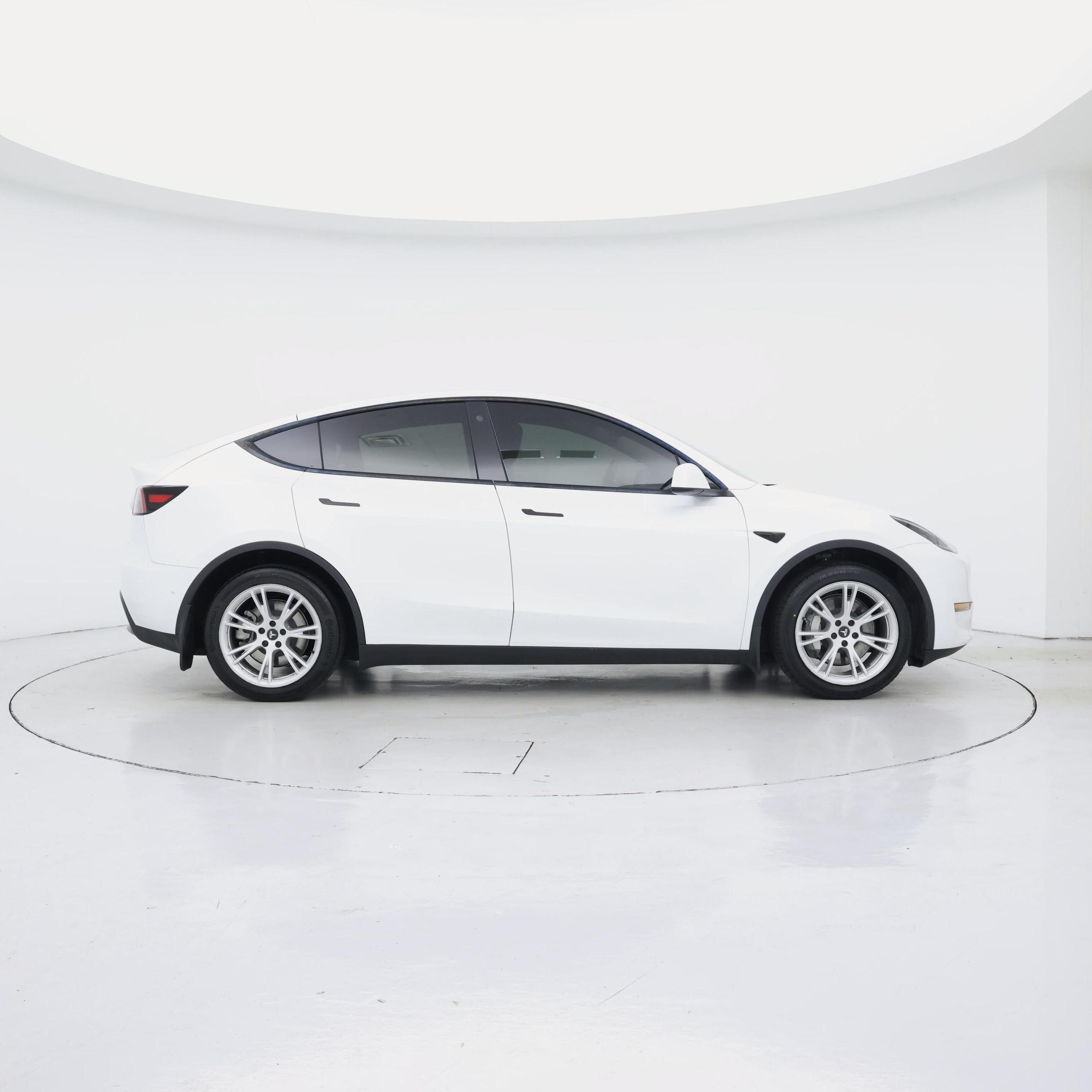 Thumbnail: 2023 Tesla Model Y - 7