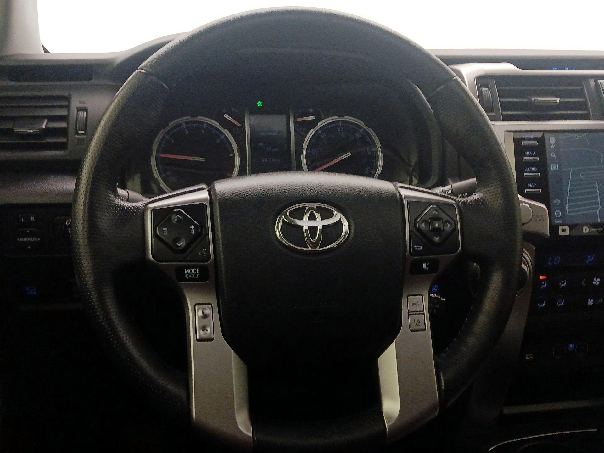 Thumbnail: 2023 Toyota 4Runner - 10