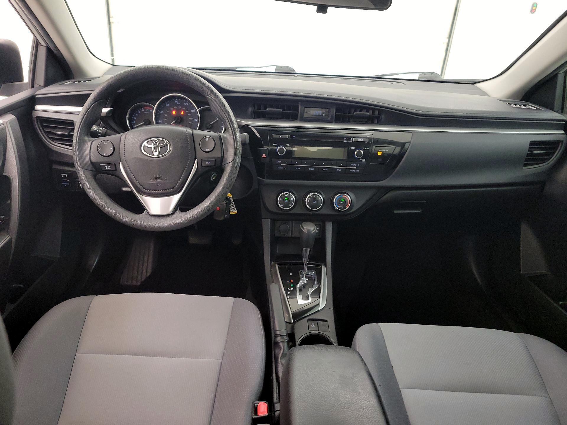 Thumbnail: 2015 Toyota Corolla - 9