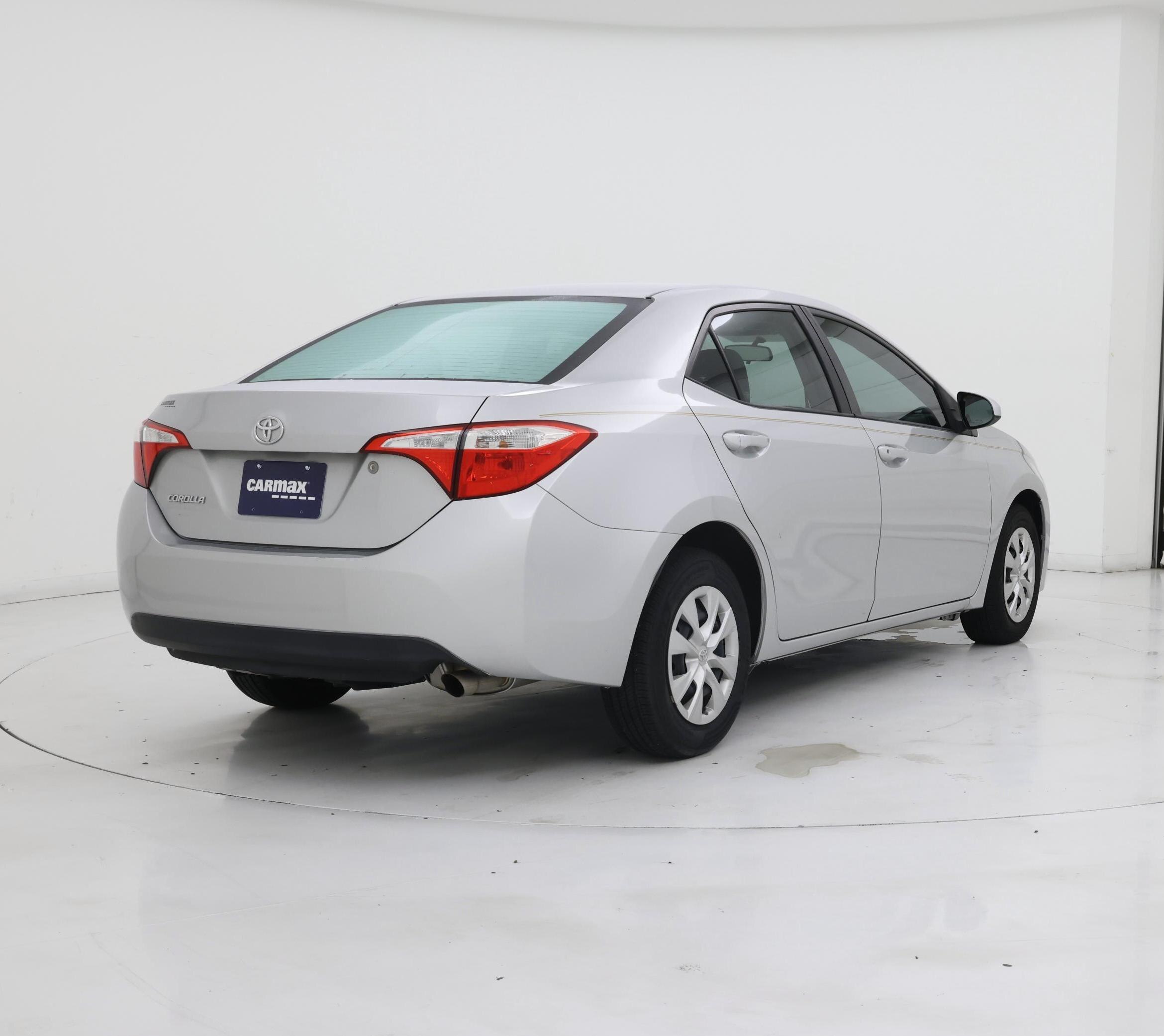 Thumbnail: 2015 Toyota Corolla - 8
