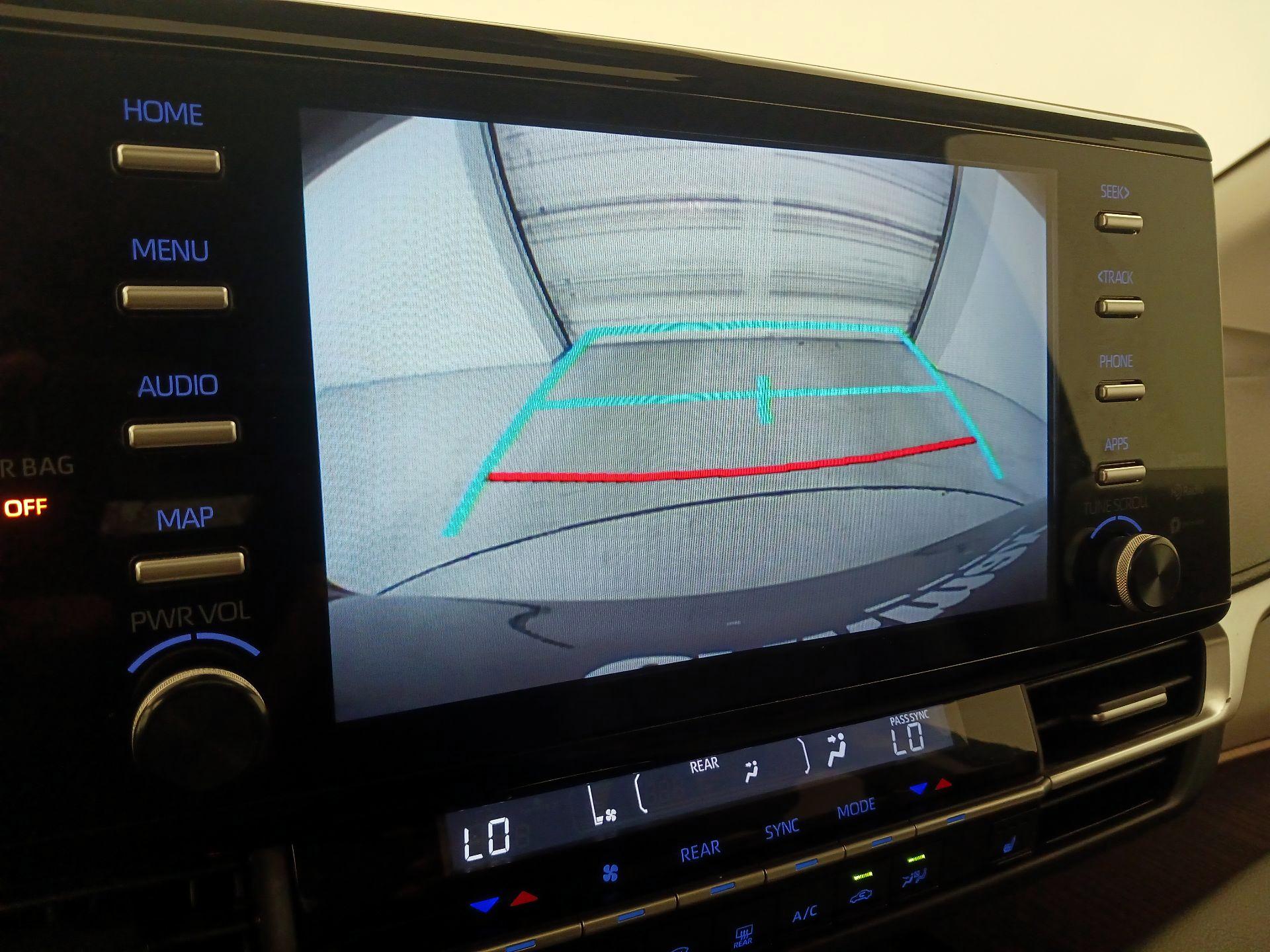 Thumbnail: 2024 Toyota Sienna - 14